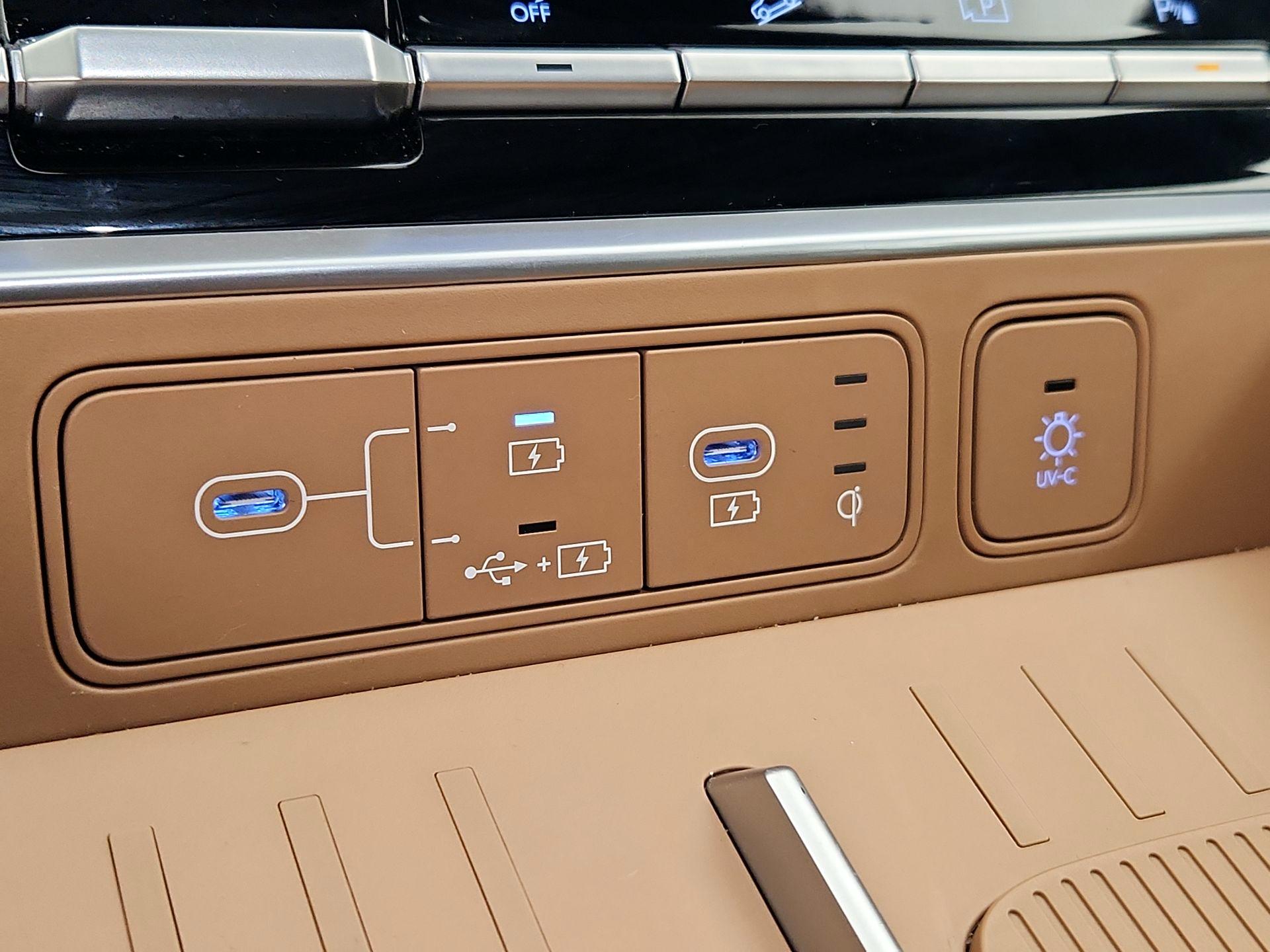 Thumbnail: 2025 Hyundai Santa Fe - 18