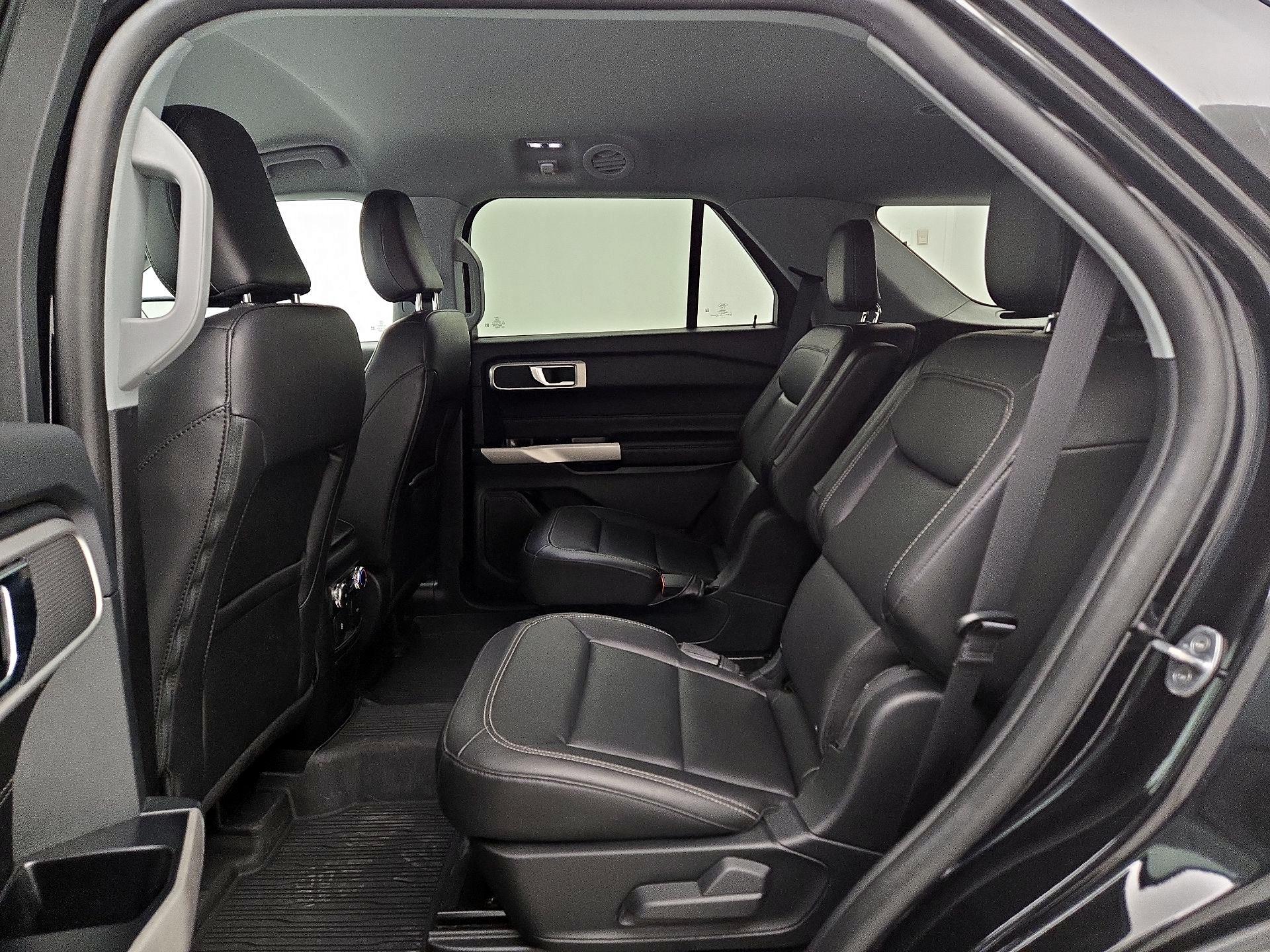 Thumbnail: 2022 Ford Explorer - 19