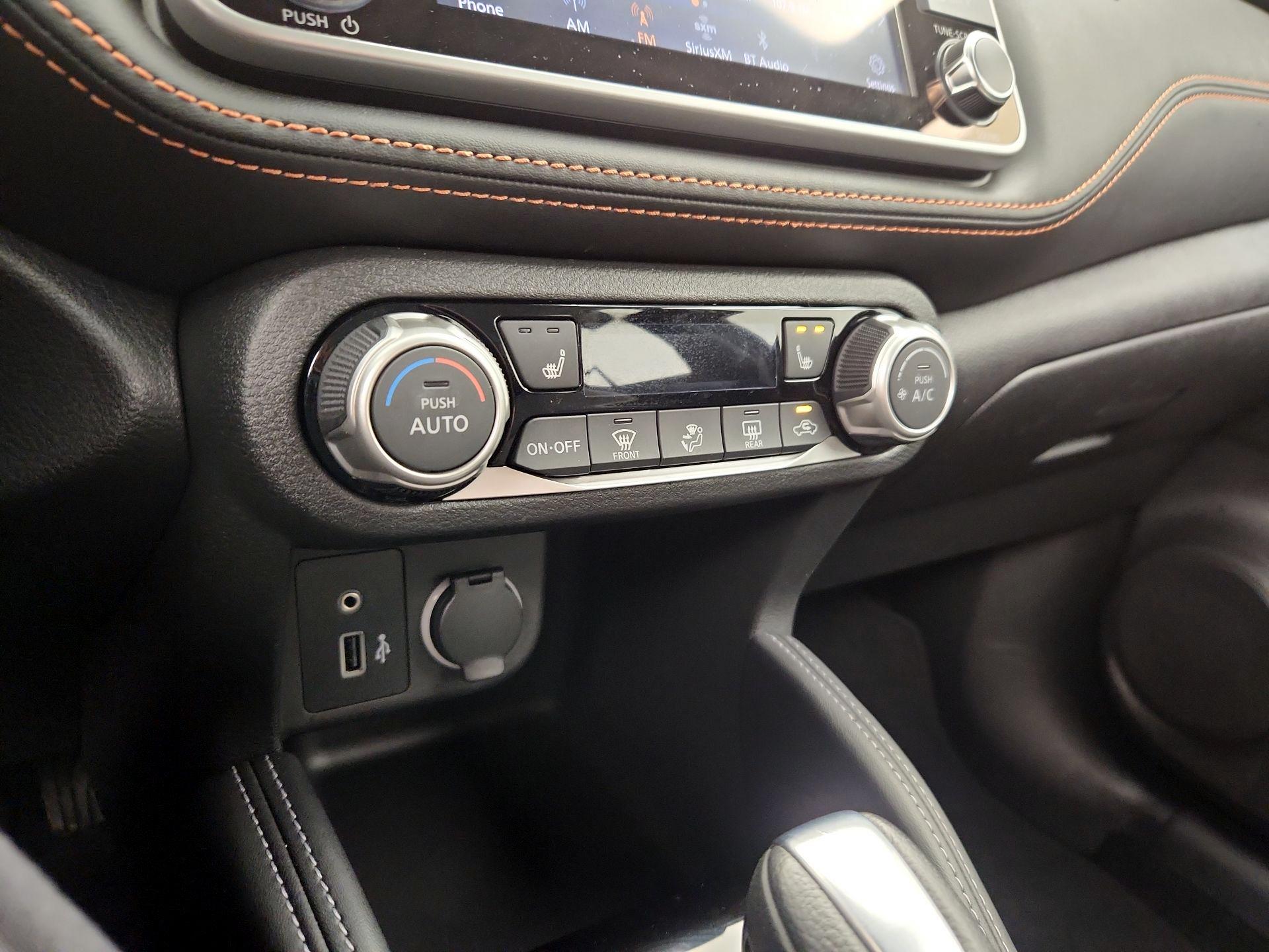 Thumbnail: 2020 Nissan Kicks - 15