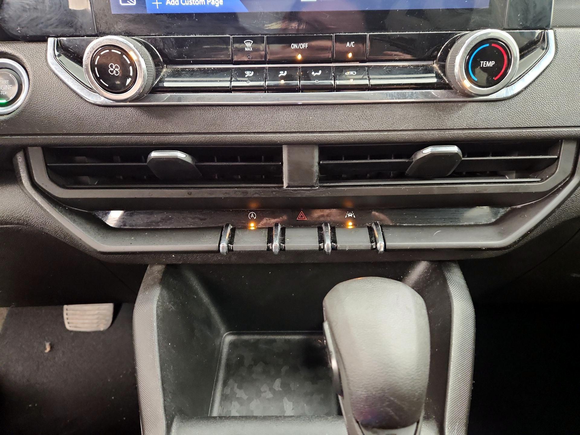 Thumbnail: 2023 Chevrolet Colorado - 16