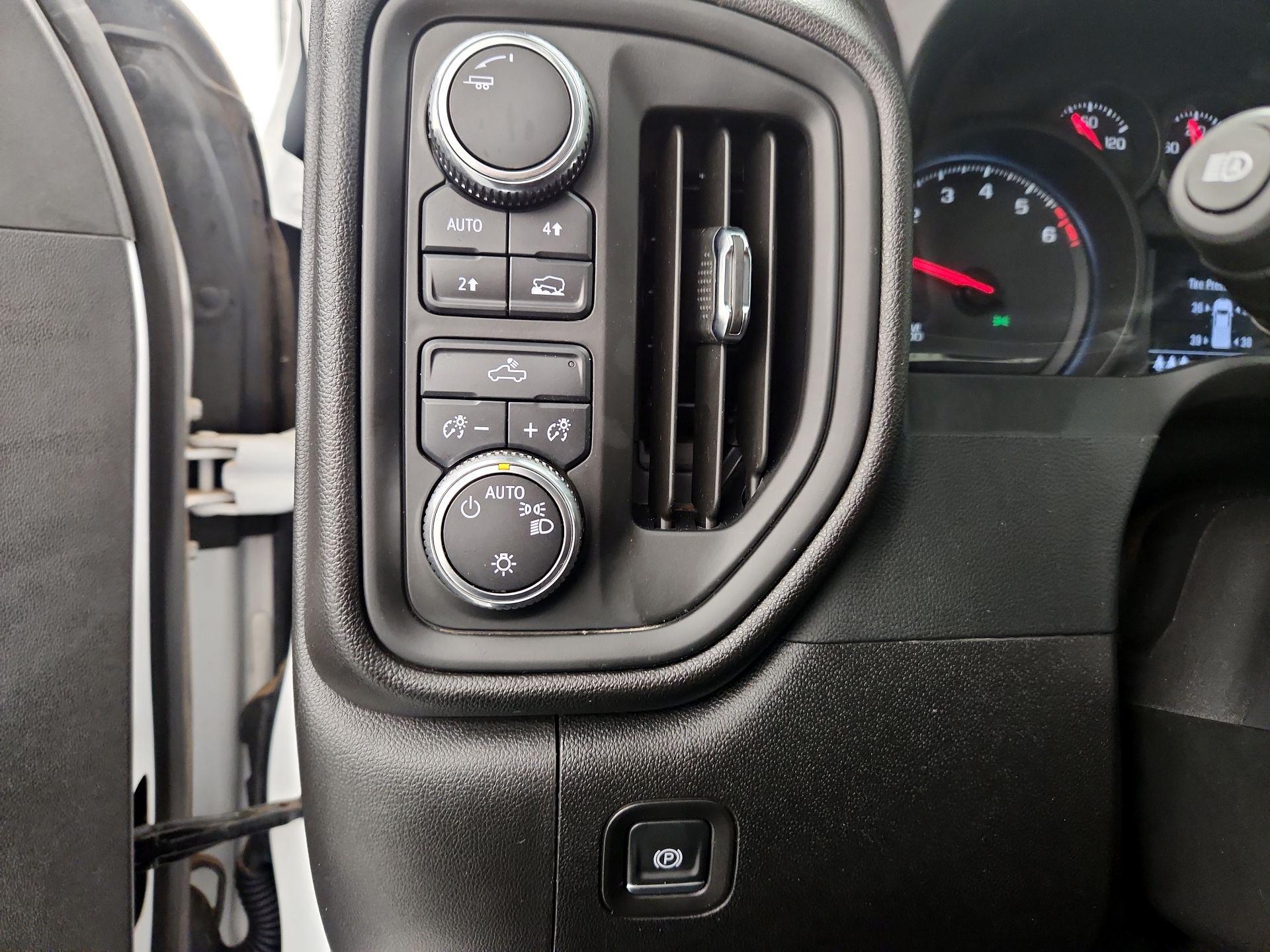 Thumbnail: 2024 GMC Sierra 1500 - 13