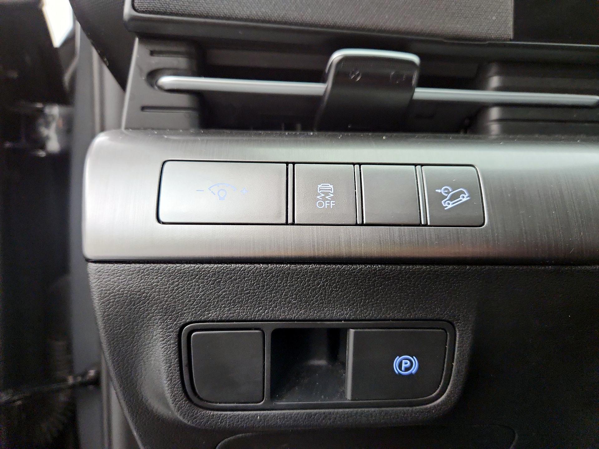 Thumbnail: 2025 Hyundai Kona - 13