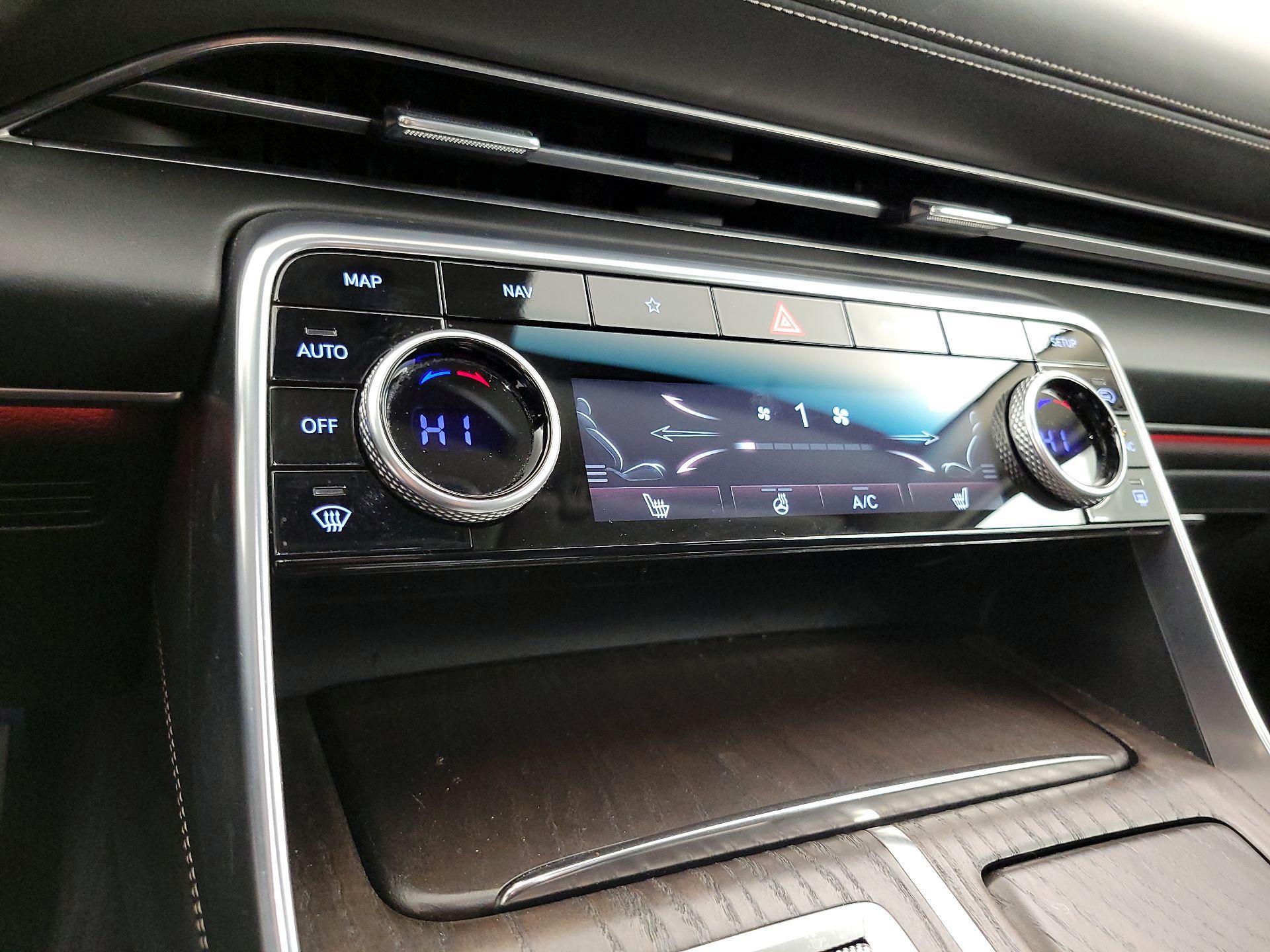 Thumbnail: 2024 Genesis GV80 - 17