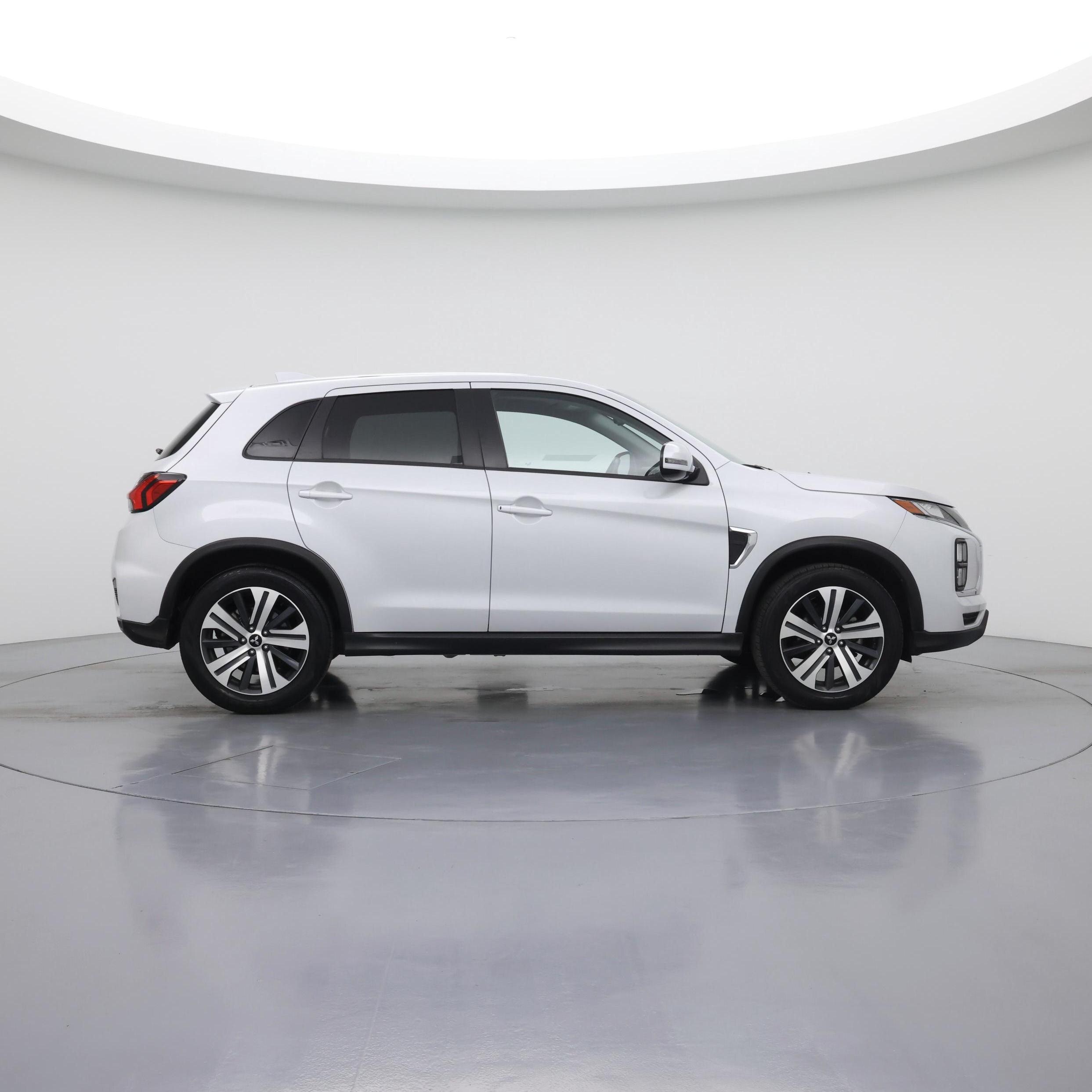 Thumbnail: 2024 Mitsubishi Outlander Sport - 7