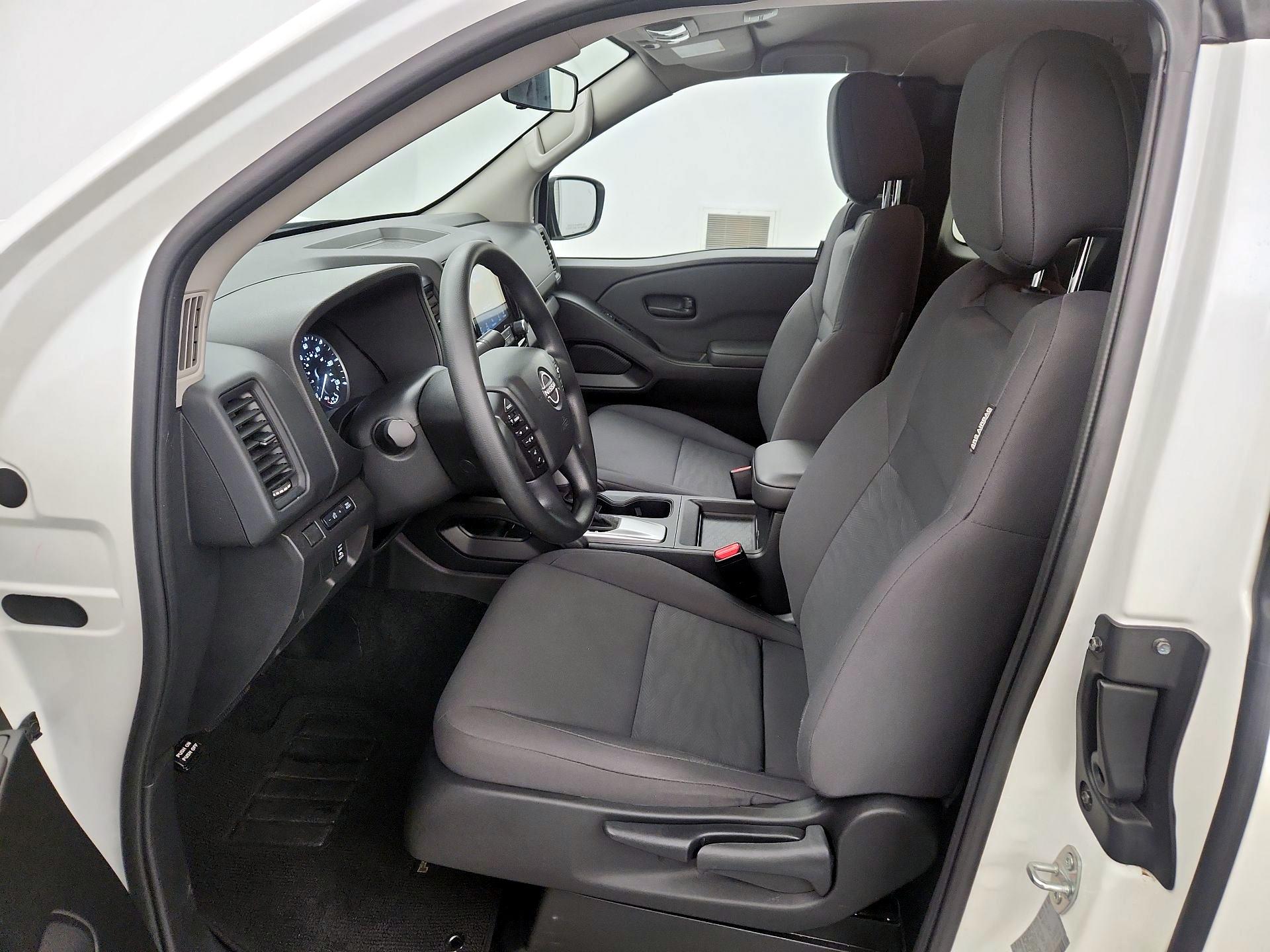 Thumbnail: 2024 Nissan Frontier - 11