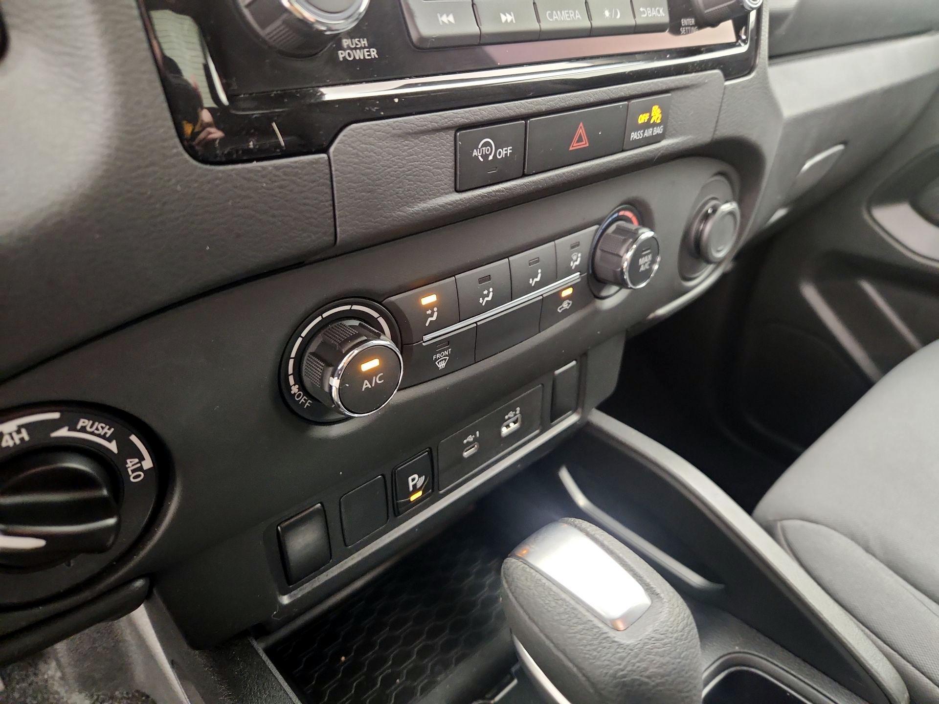 Thumbnail: 2024 Nissan Frontier - 16