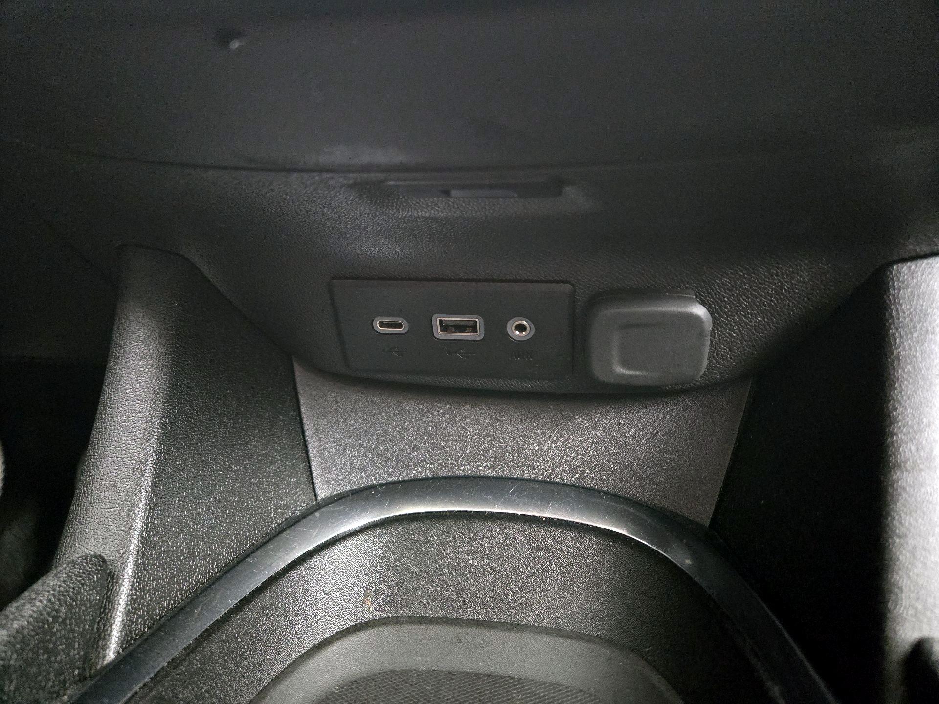 Thumbnail: 2024 Chevrolet Malibu - 18