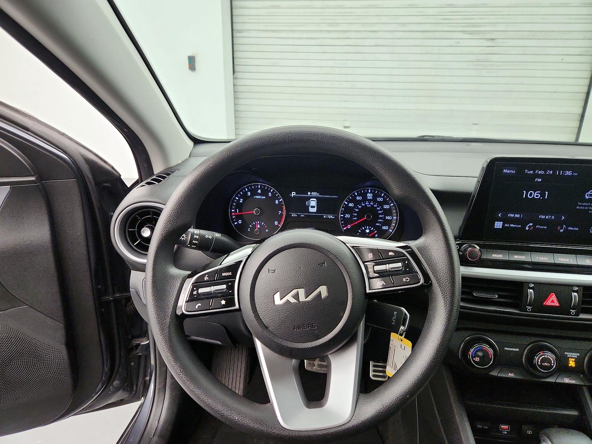 Thumbnail: 2024 Kia Forte - 10