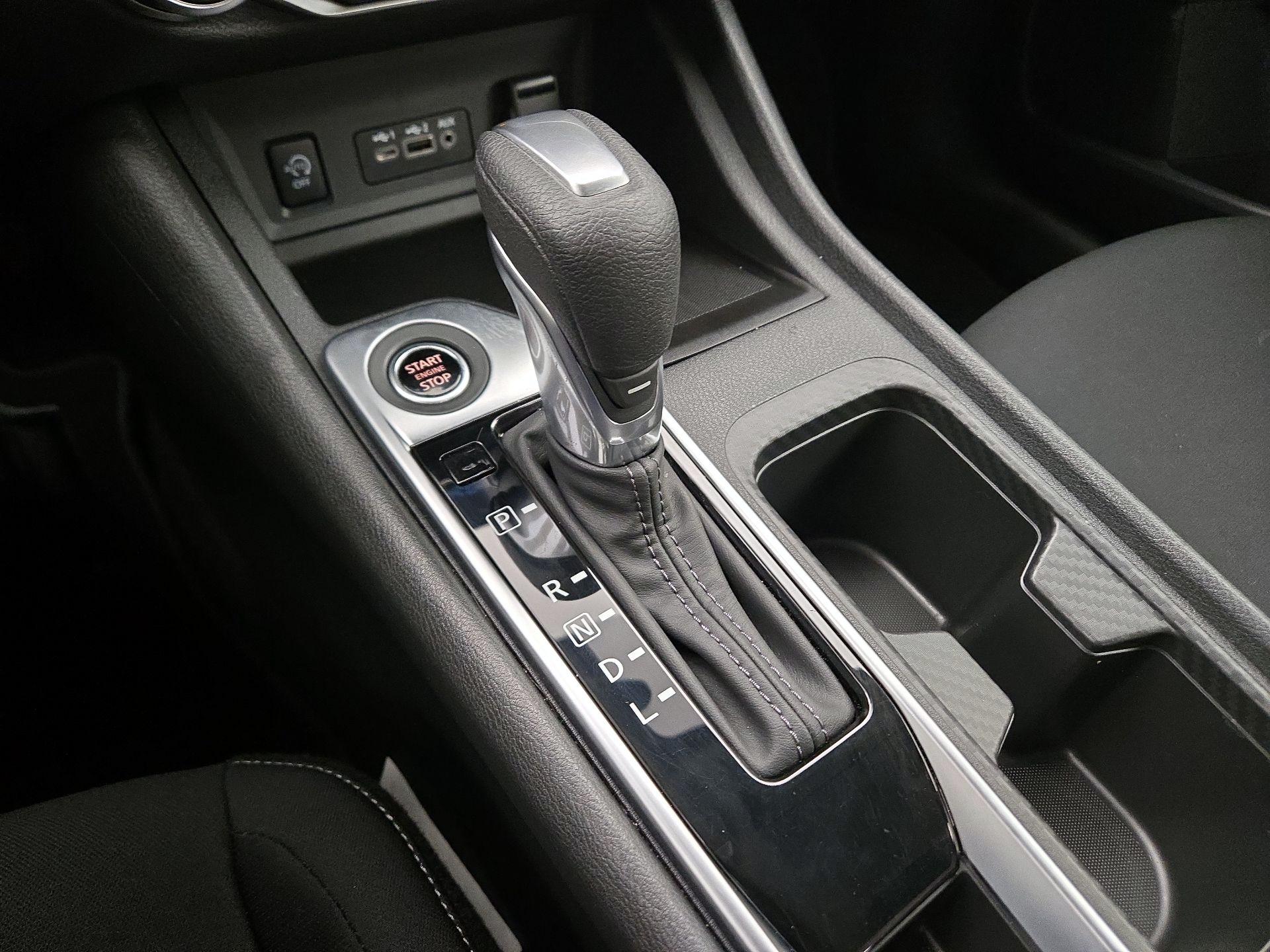 Thumbnail: 2025 Nissan Sentra - 17