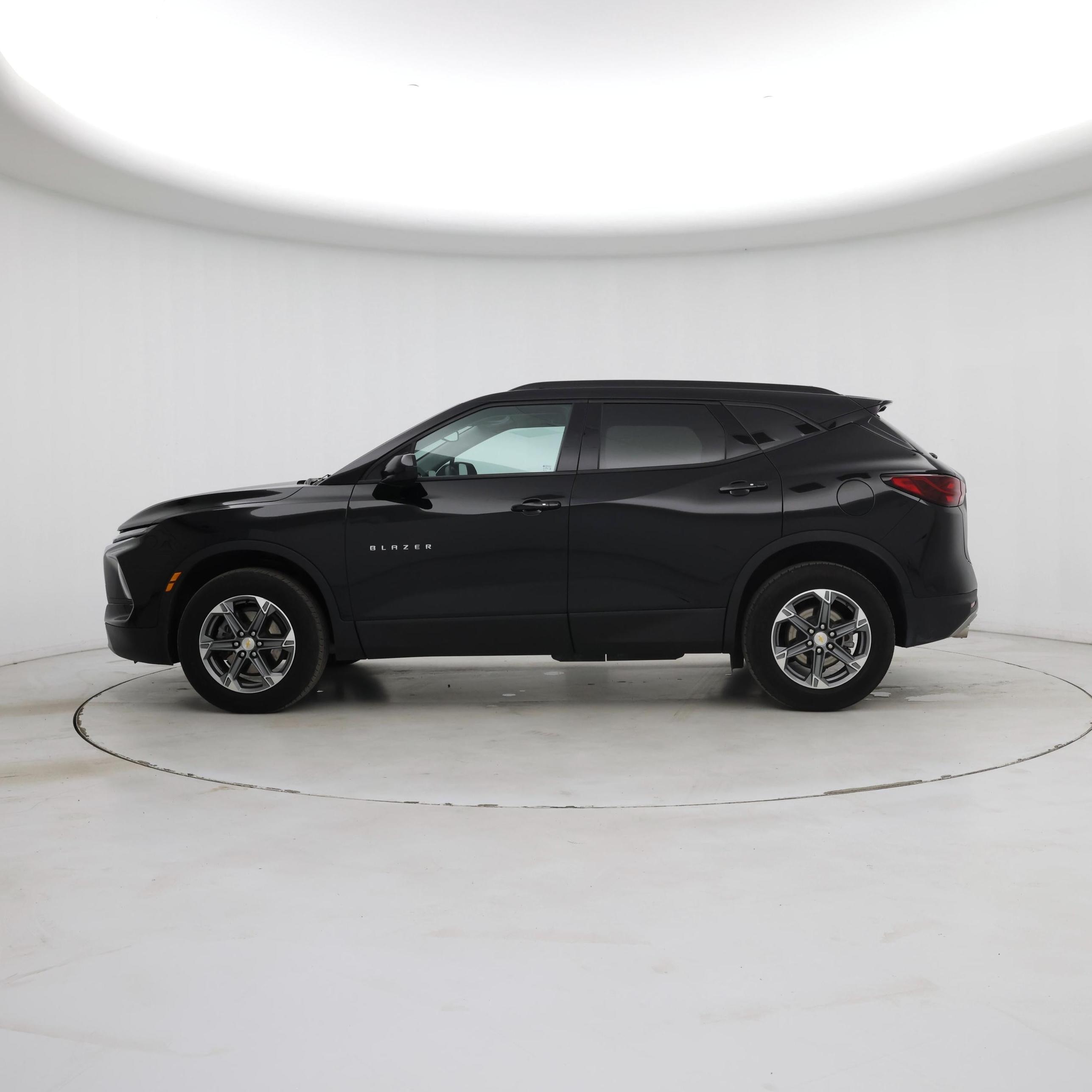 Thumbnail: 2024 Chevrolet Blazer - 3