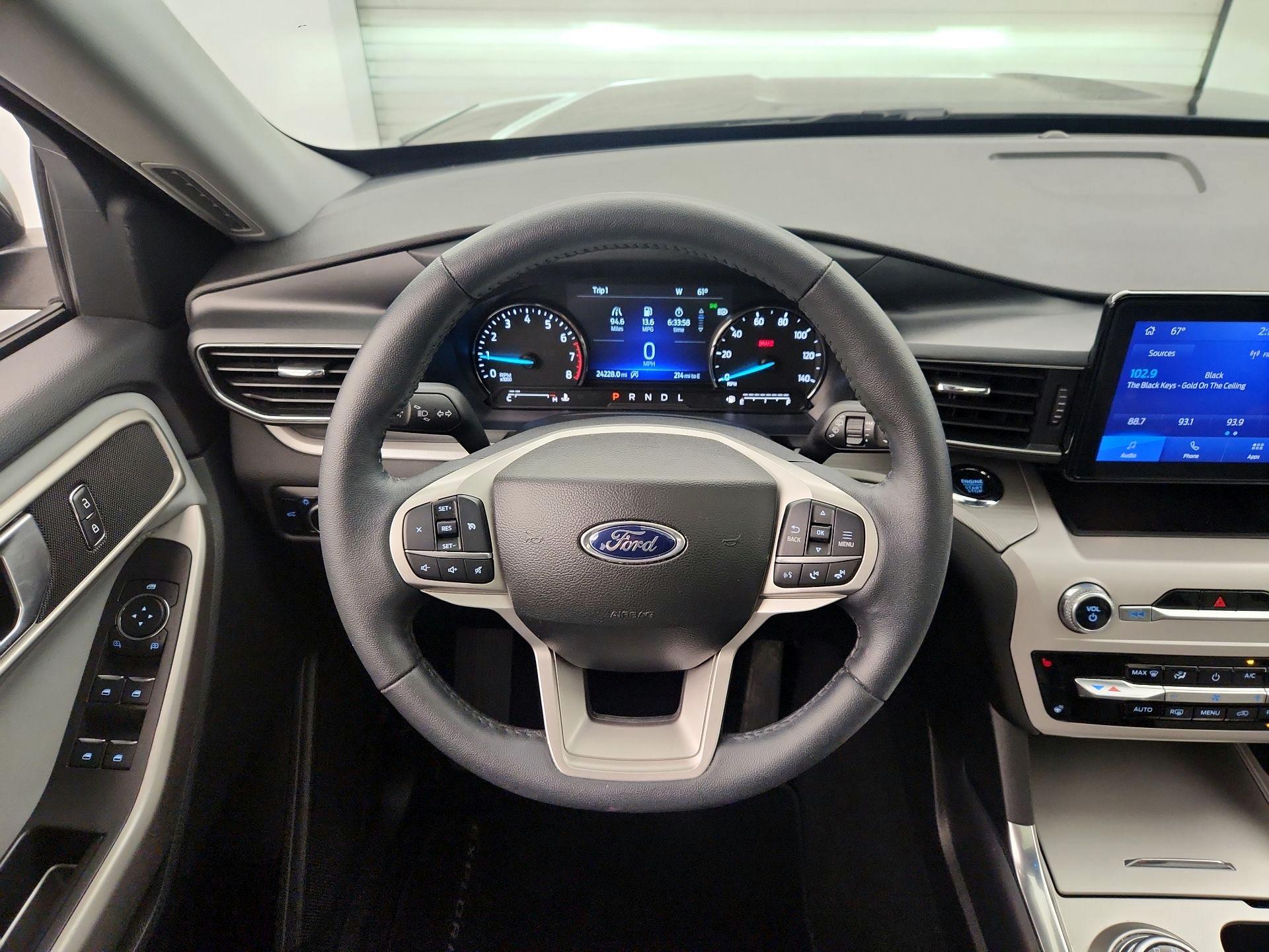 Thumbnail: 2023 Ford Explorer - 10