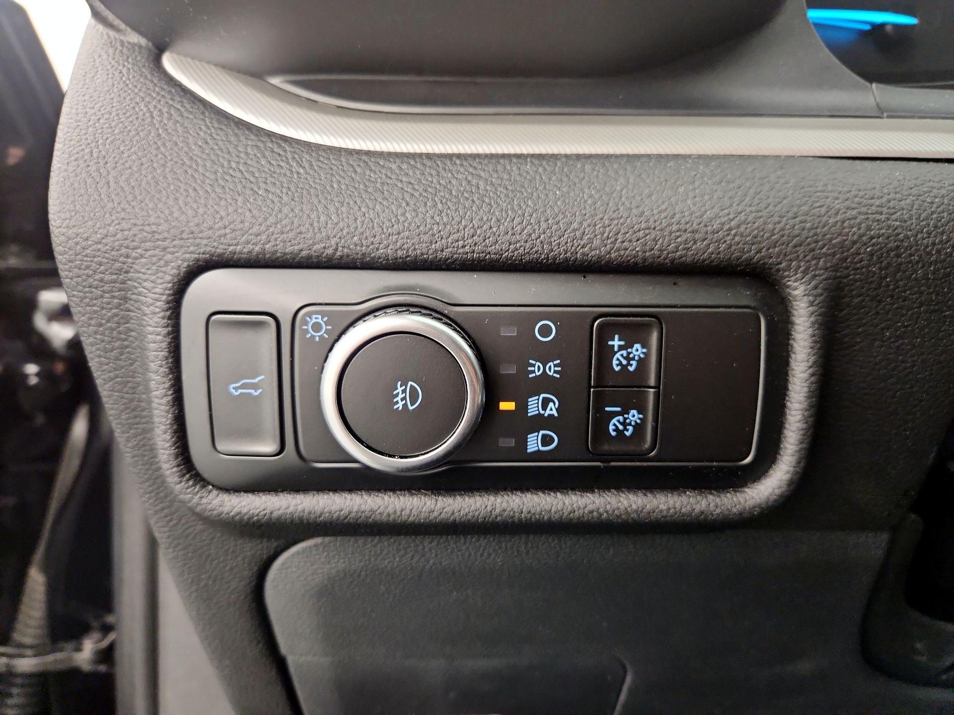 Thumbnail: 2023 Ford Explorer - 13