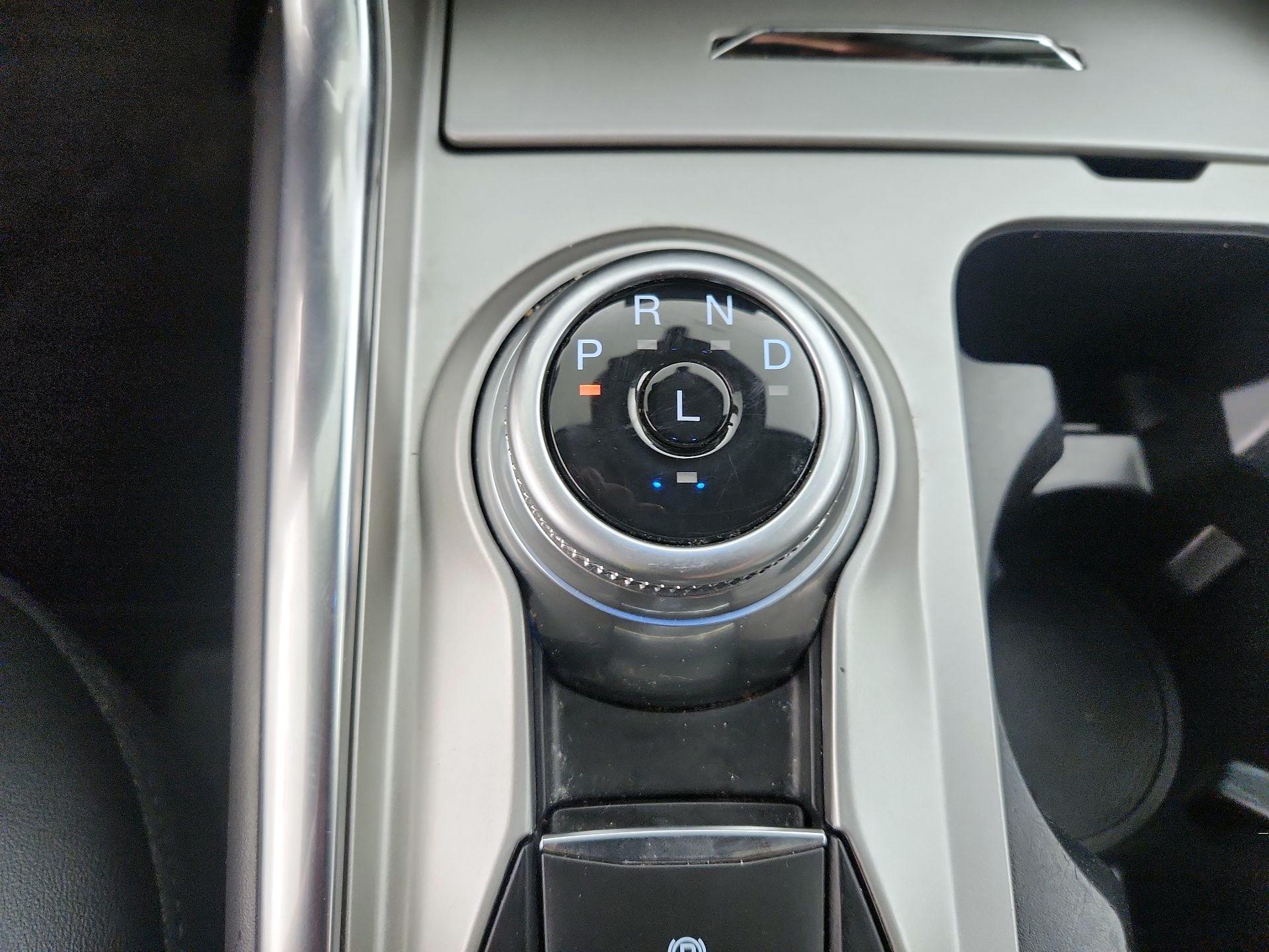 Thumbnail: 2023 Ford Explorer - 17