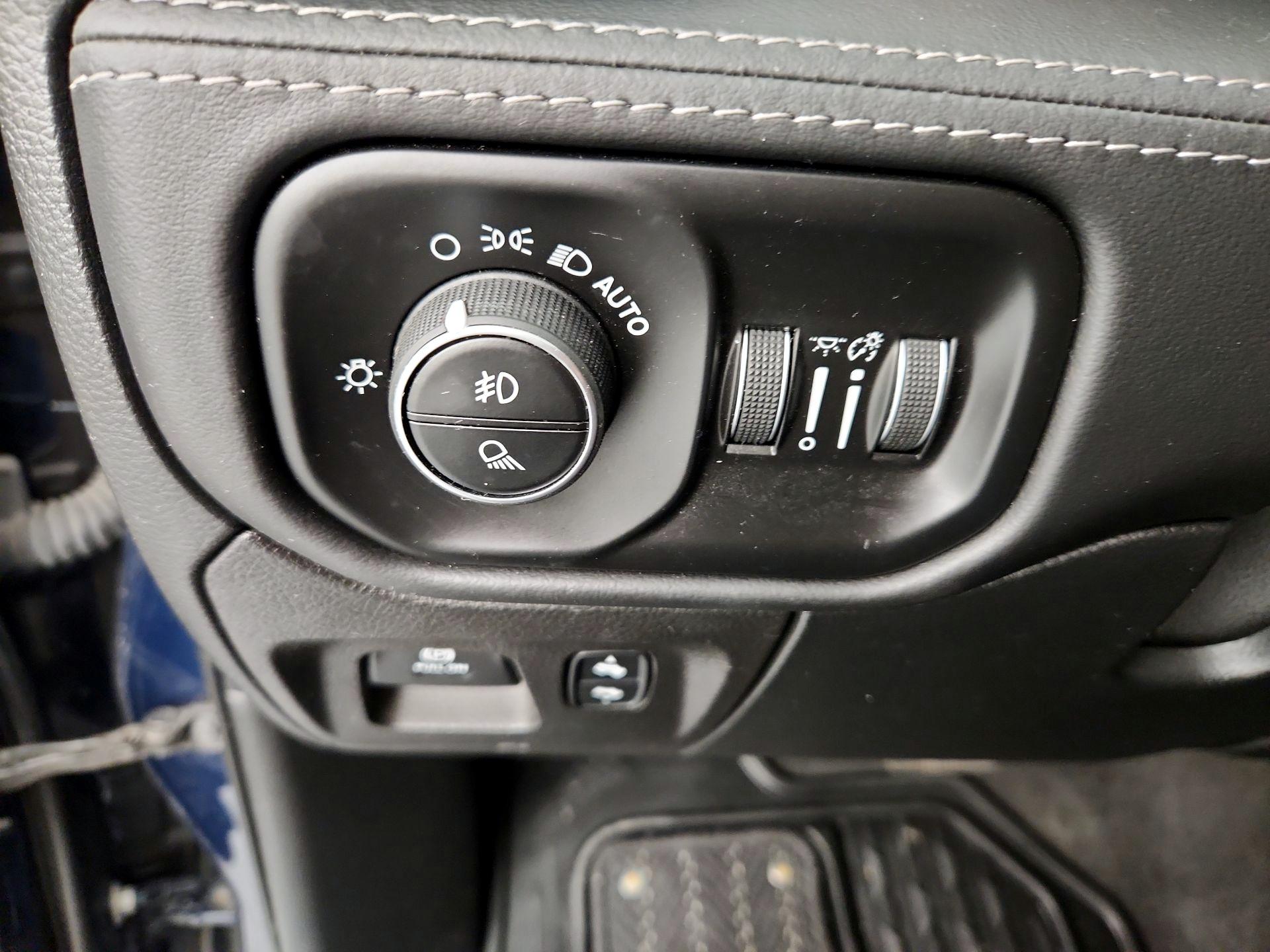 Thumbnail: 2021 RAM 1500 - 13