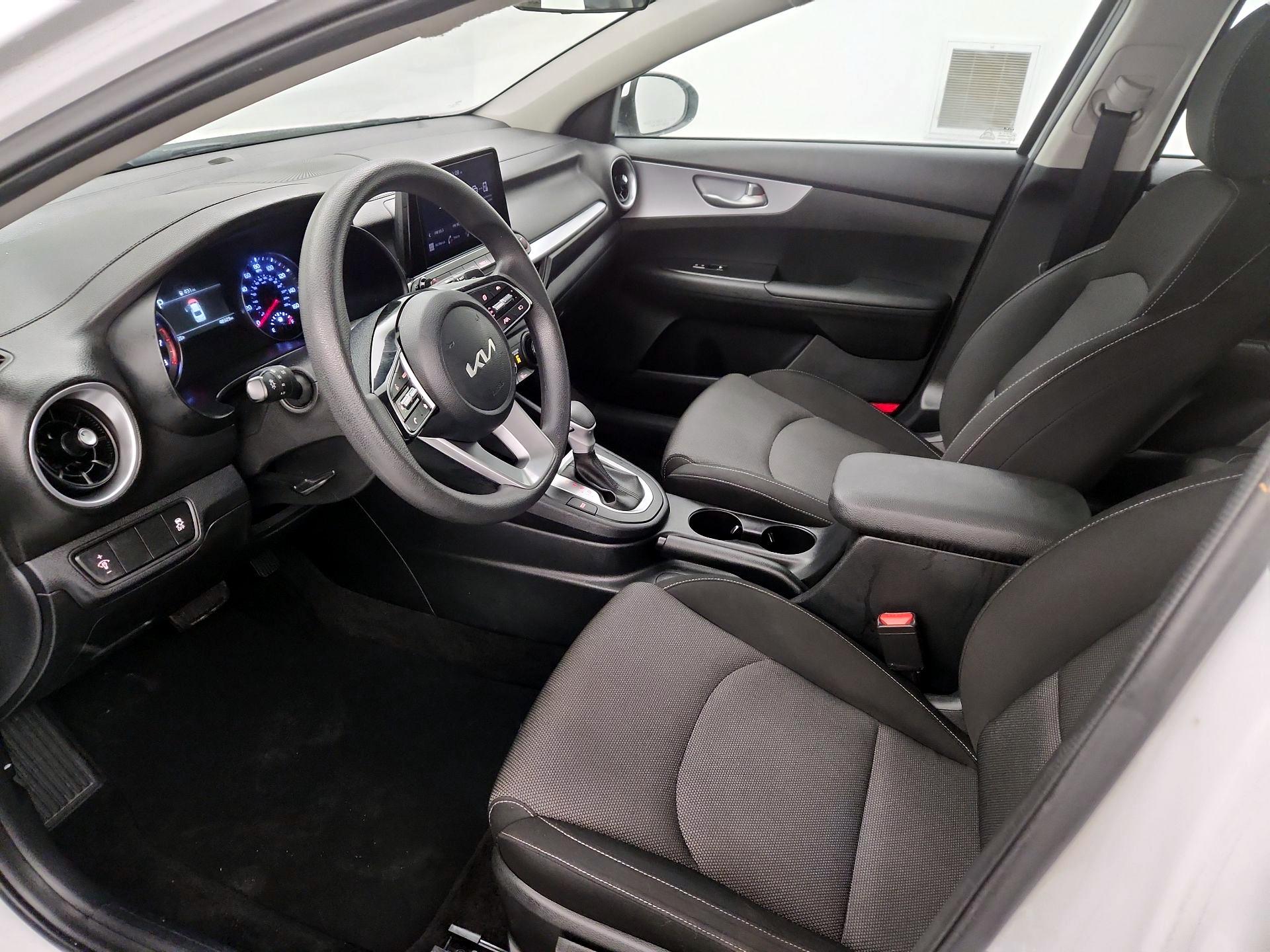 Thumbnail: 2024 Kia Forte - 11