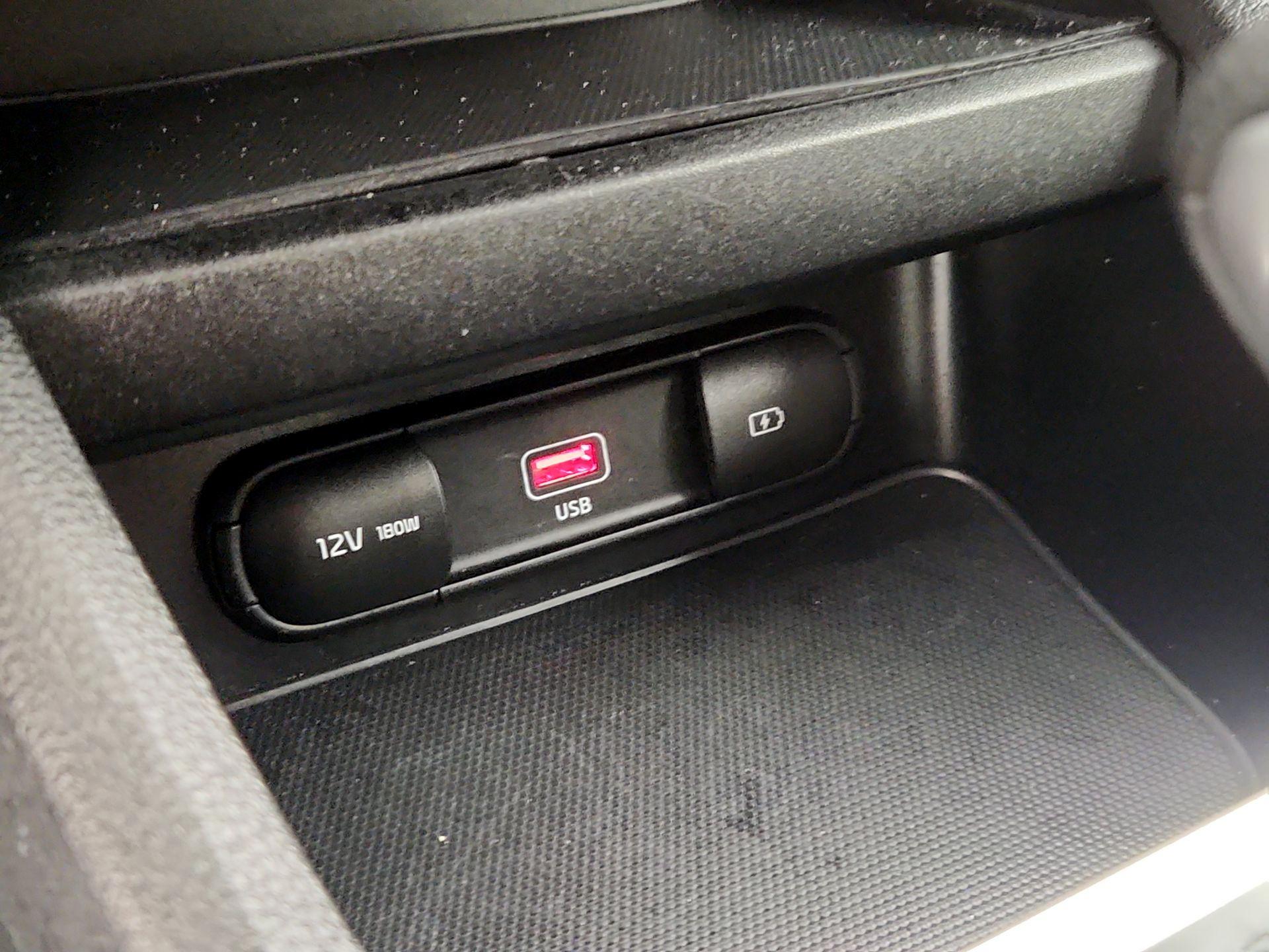 Thumbnail: 2024 Kia Forte - 18