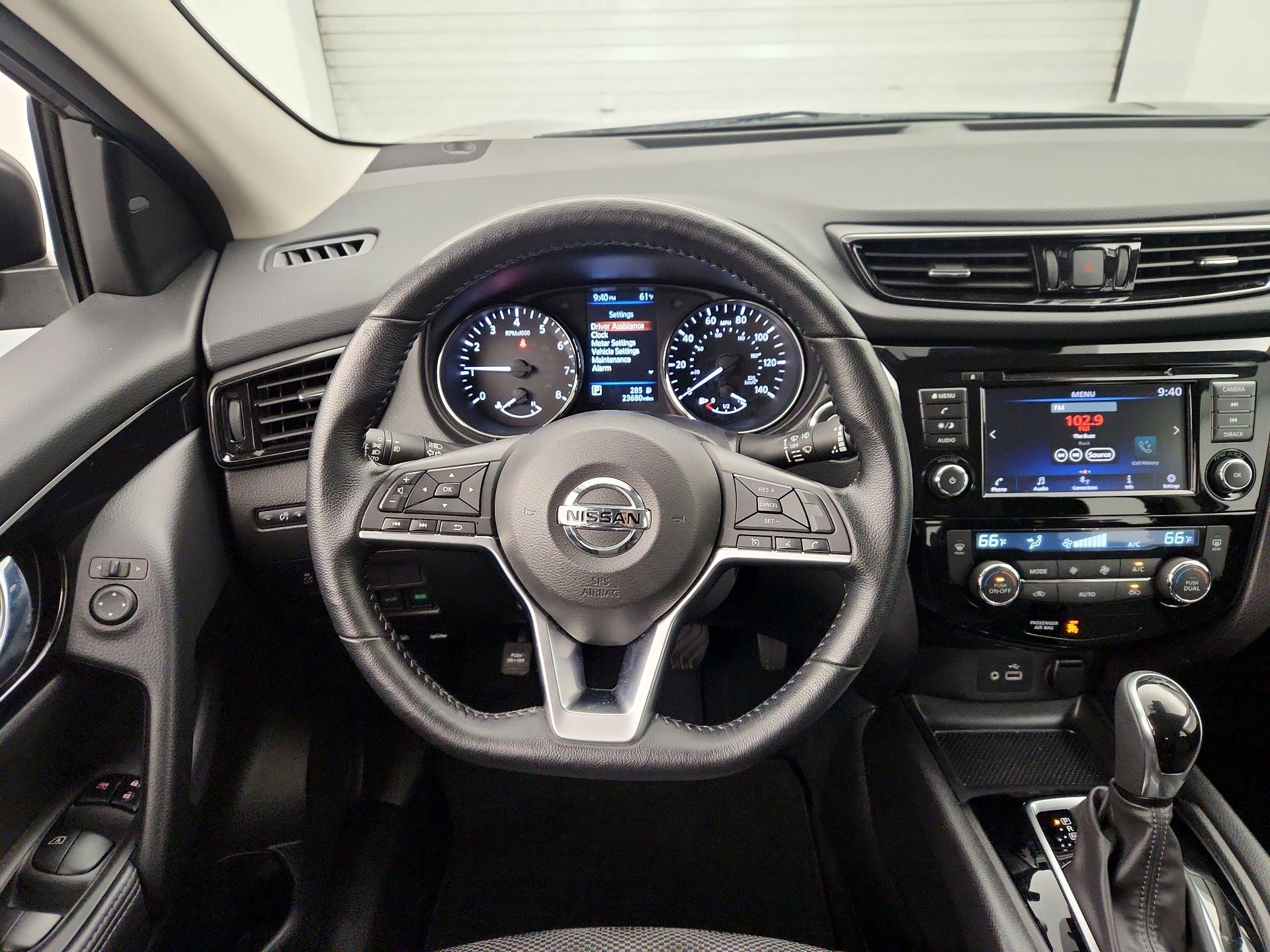 Thumbnail: 2022 Nissan Rogue Sport - 10