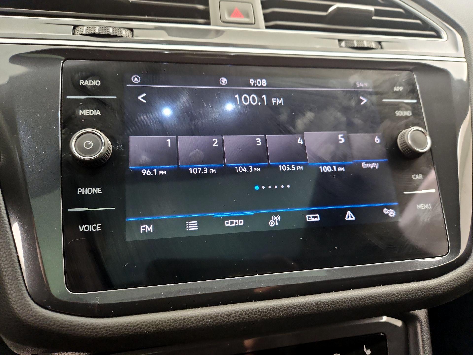 Thumbnail: 2024 Volkswagen Tiguan - 15