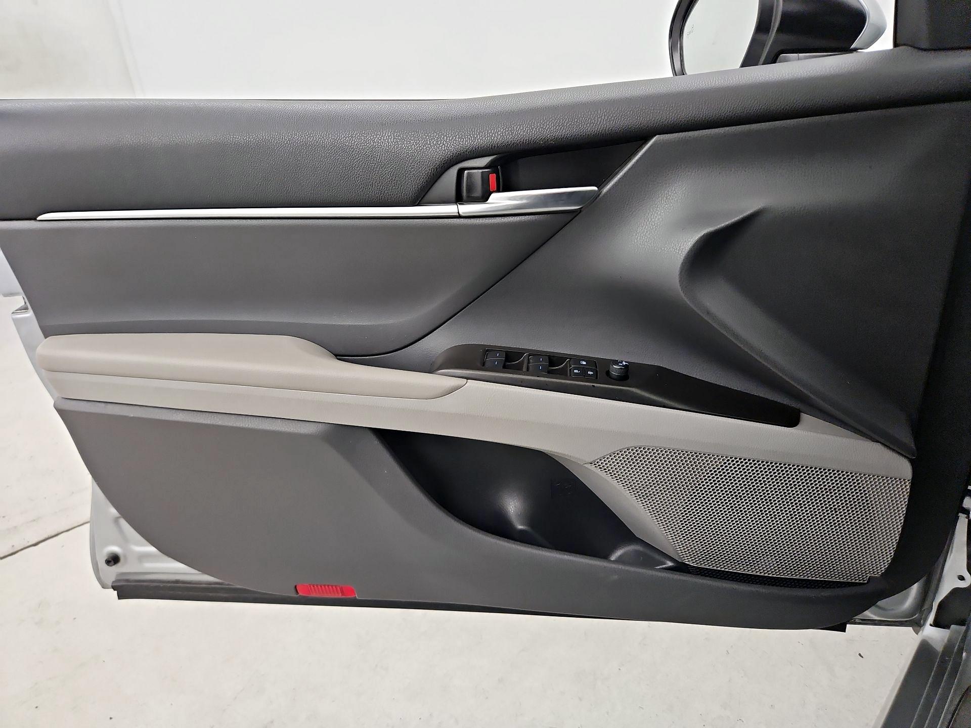 Thumbnail: 2024 Toyota Camry - 12