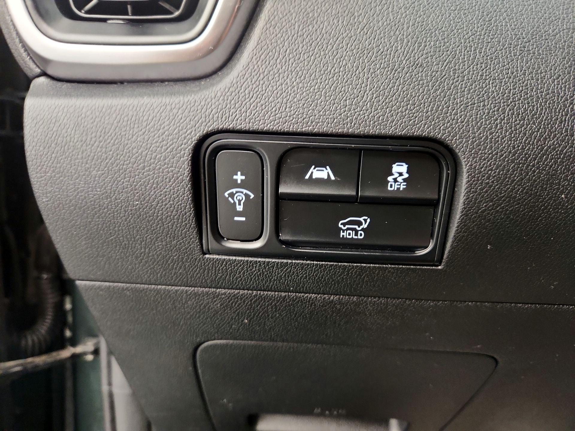 Thumbnail: 2023 Kia Sorento - 13