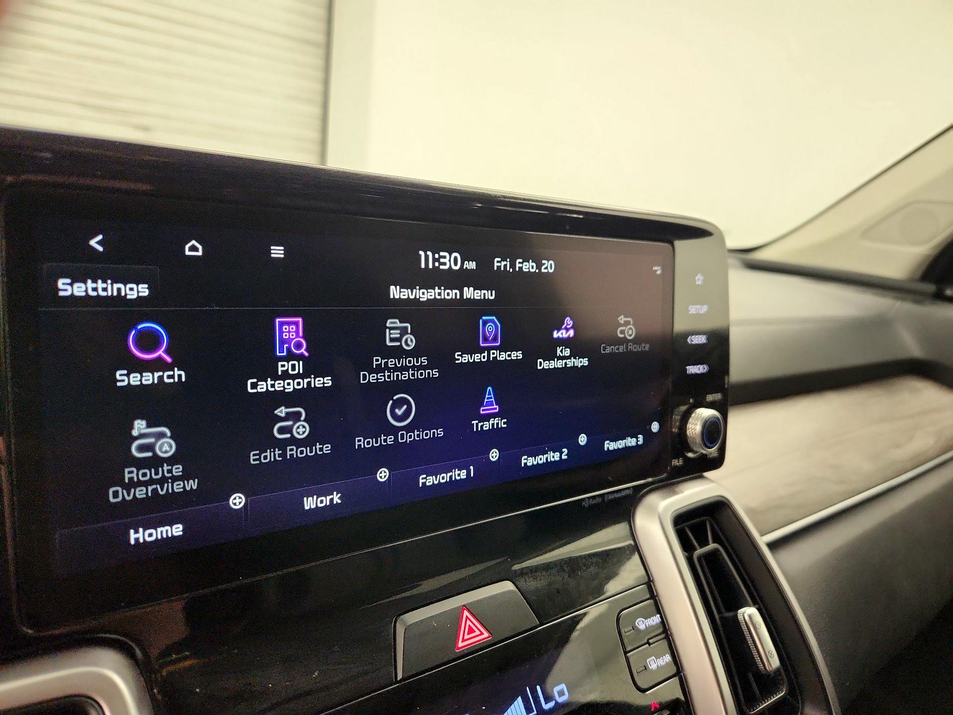 Thumbnail: 2023 Kia Sorento - 14