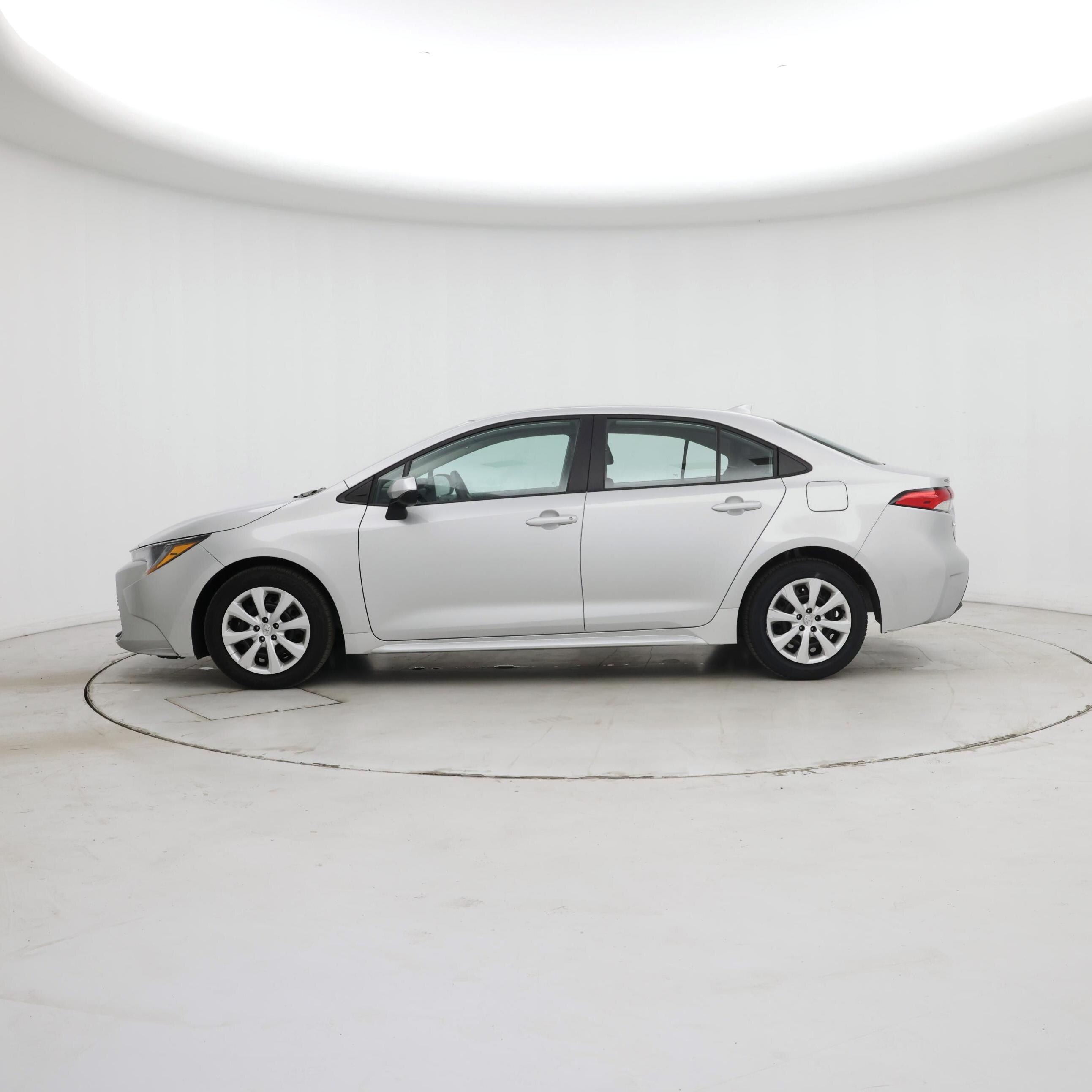 Thumbnail: 2024 Toyota Corolla - 3