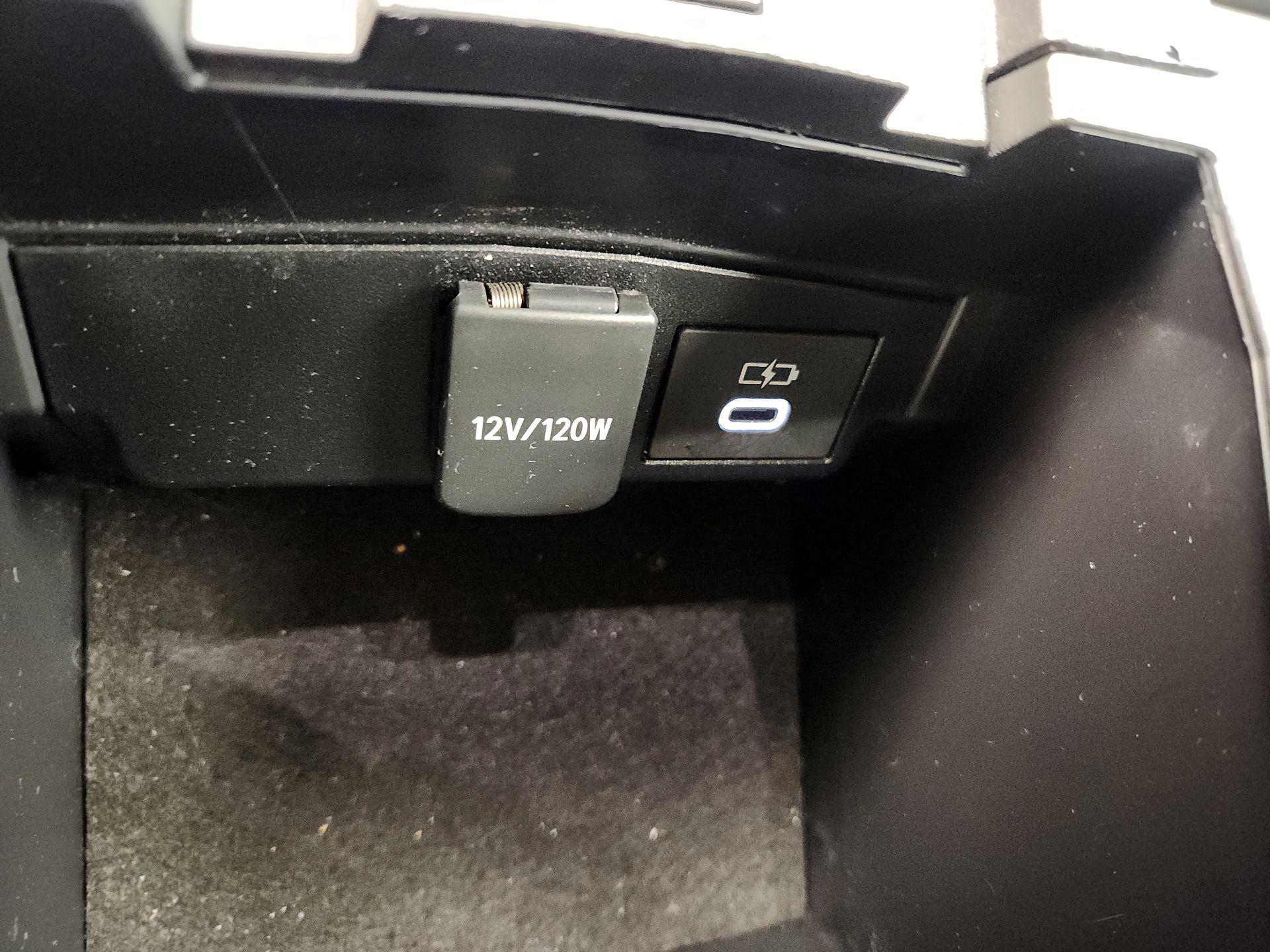 Thumbnail: 2024 Toyota Corolla - 18