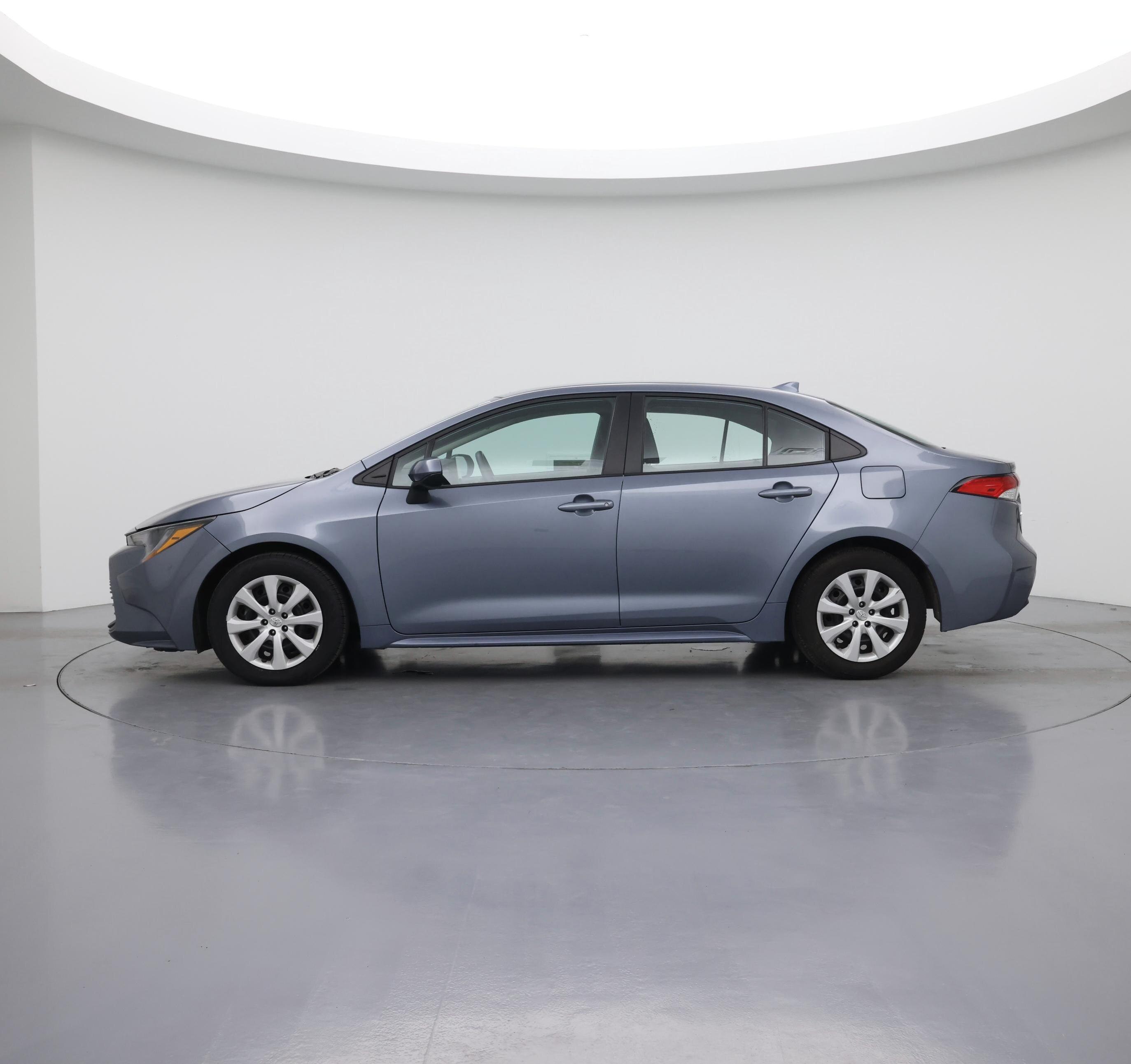 Thumbnail: 2024 Toyota Corolla - 3