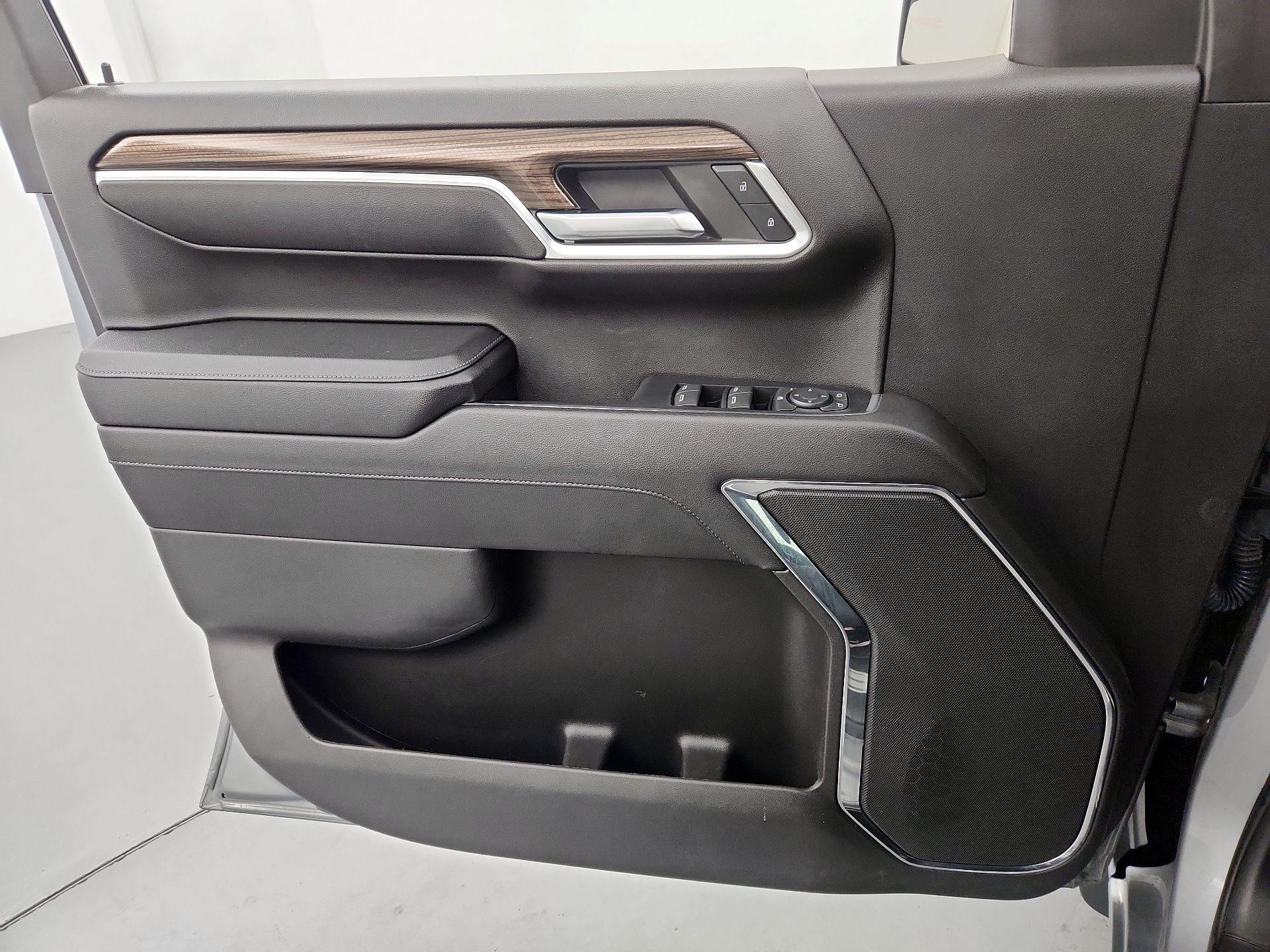 Thumbnail: 2023 Chevrolet Silverado 1500 - 12