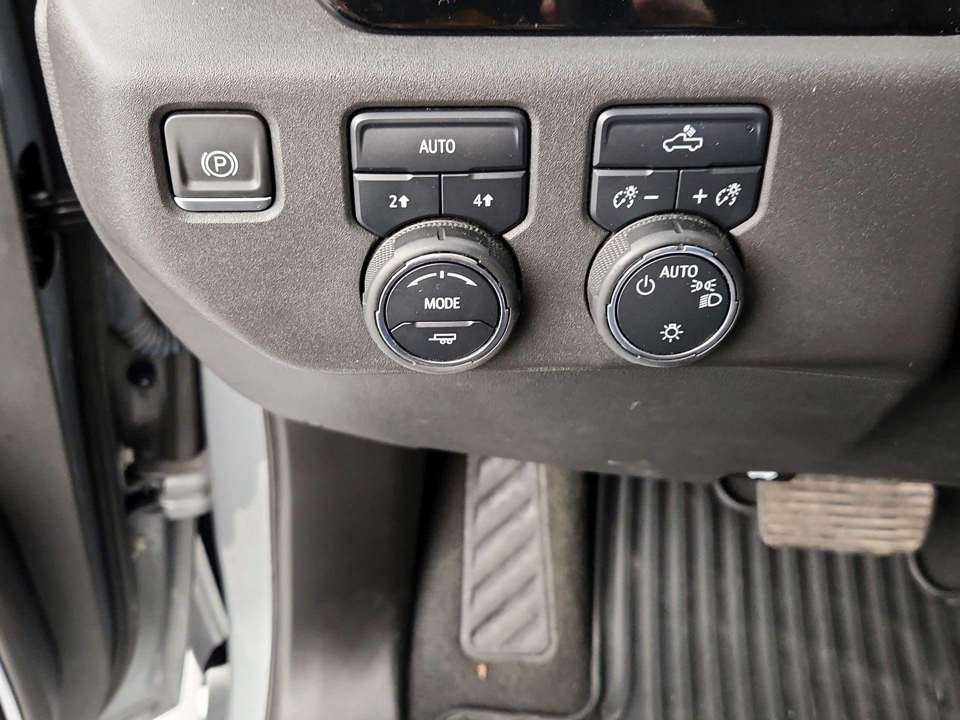 Thumbnail: 2023 Chevrolet Silverado 1500 - 13