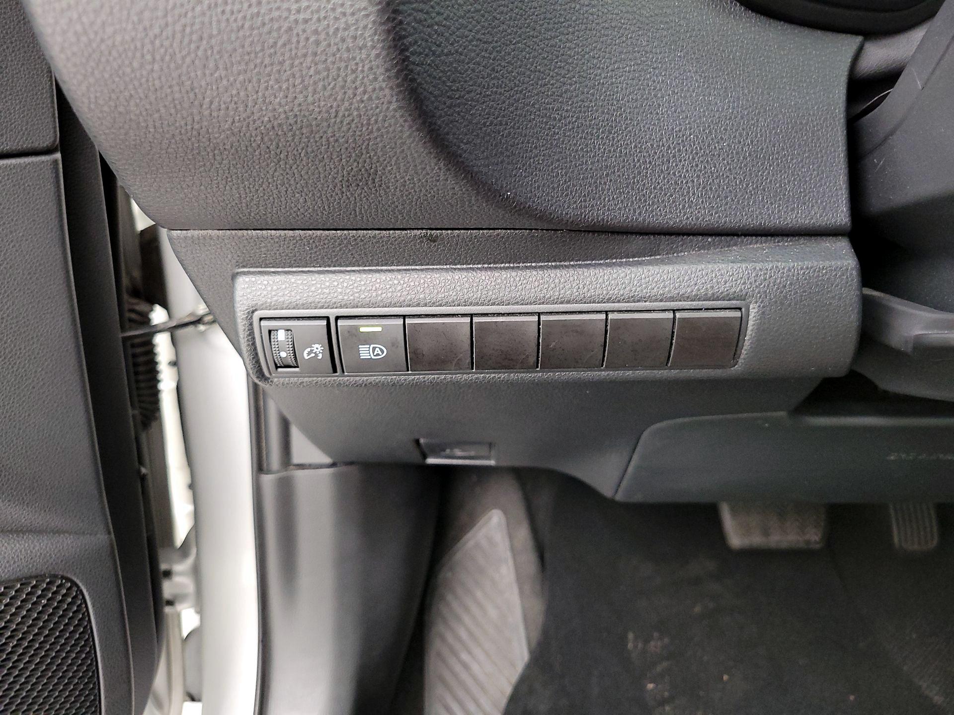 Thumbnail: 2024 Toyota Corolla - 13