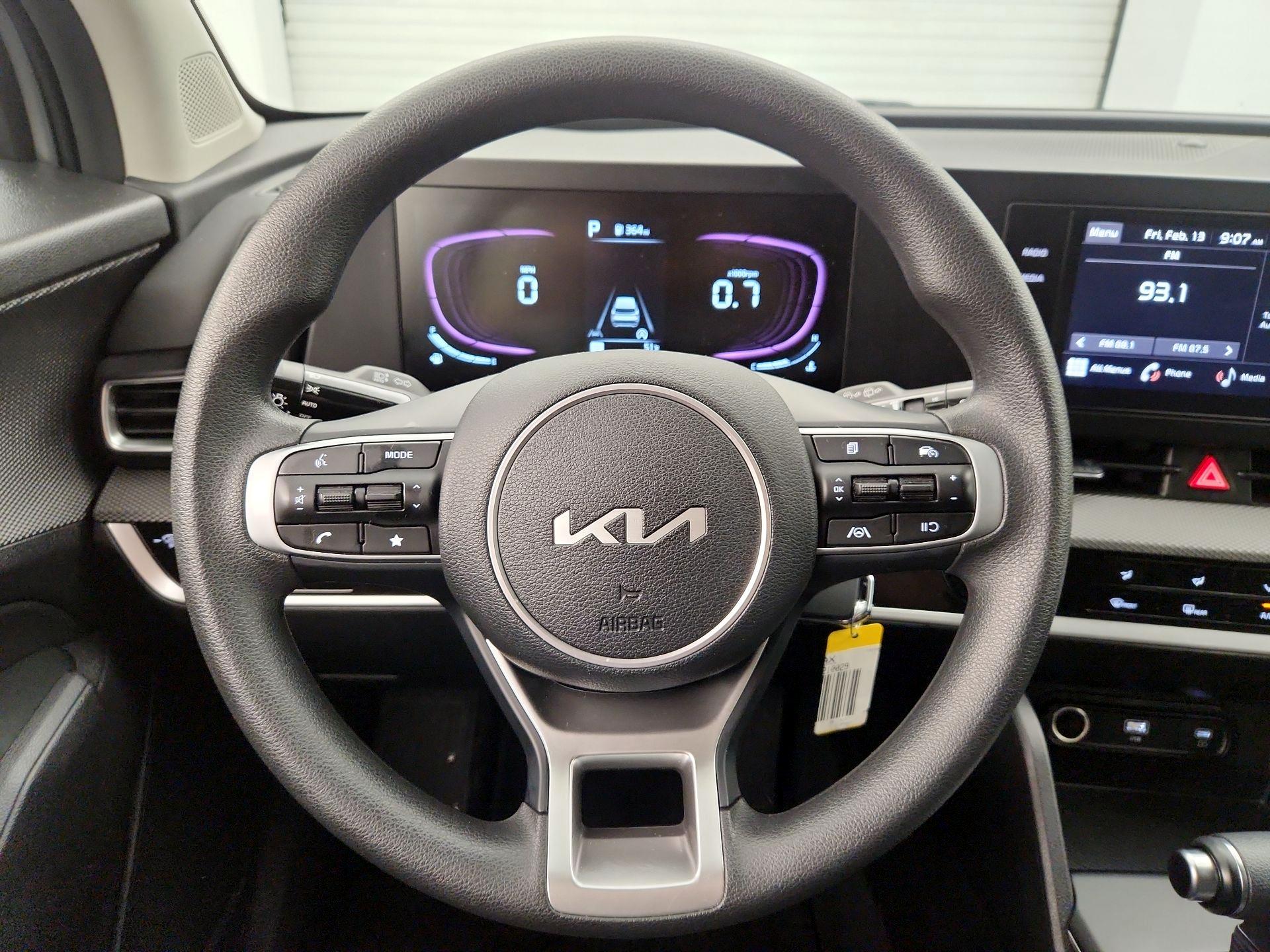 Thumbnail: 2023 Kia Sportage - 10
