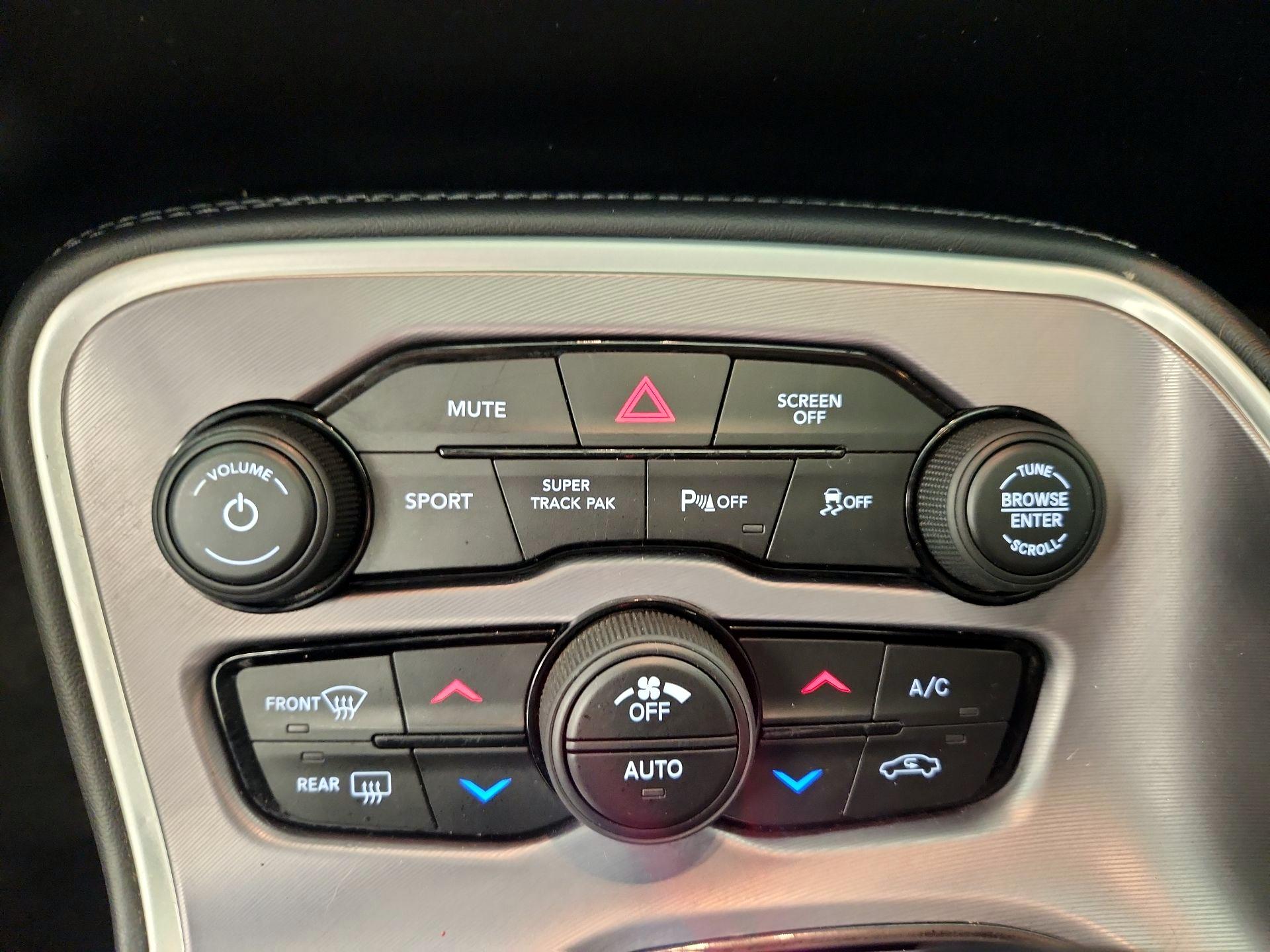 Thumbnail: 2021 Dodge Challenger - 16