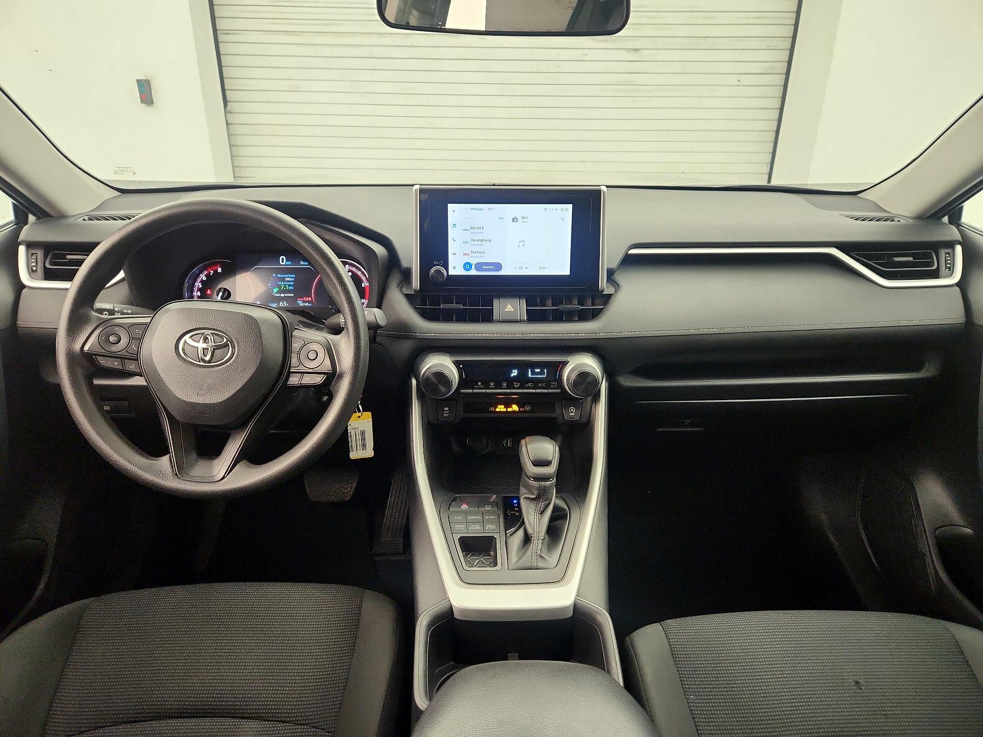 Thumbnail: 2024 Toyota RAV4 - 9