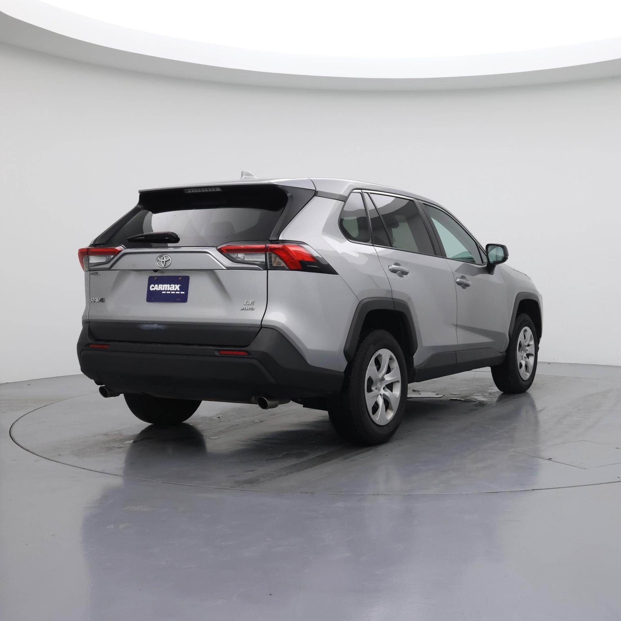 Thumbnail: 2024 Toyota RAV4 - 8