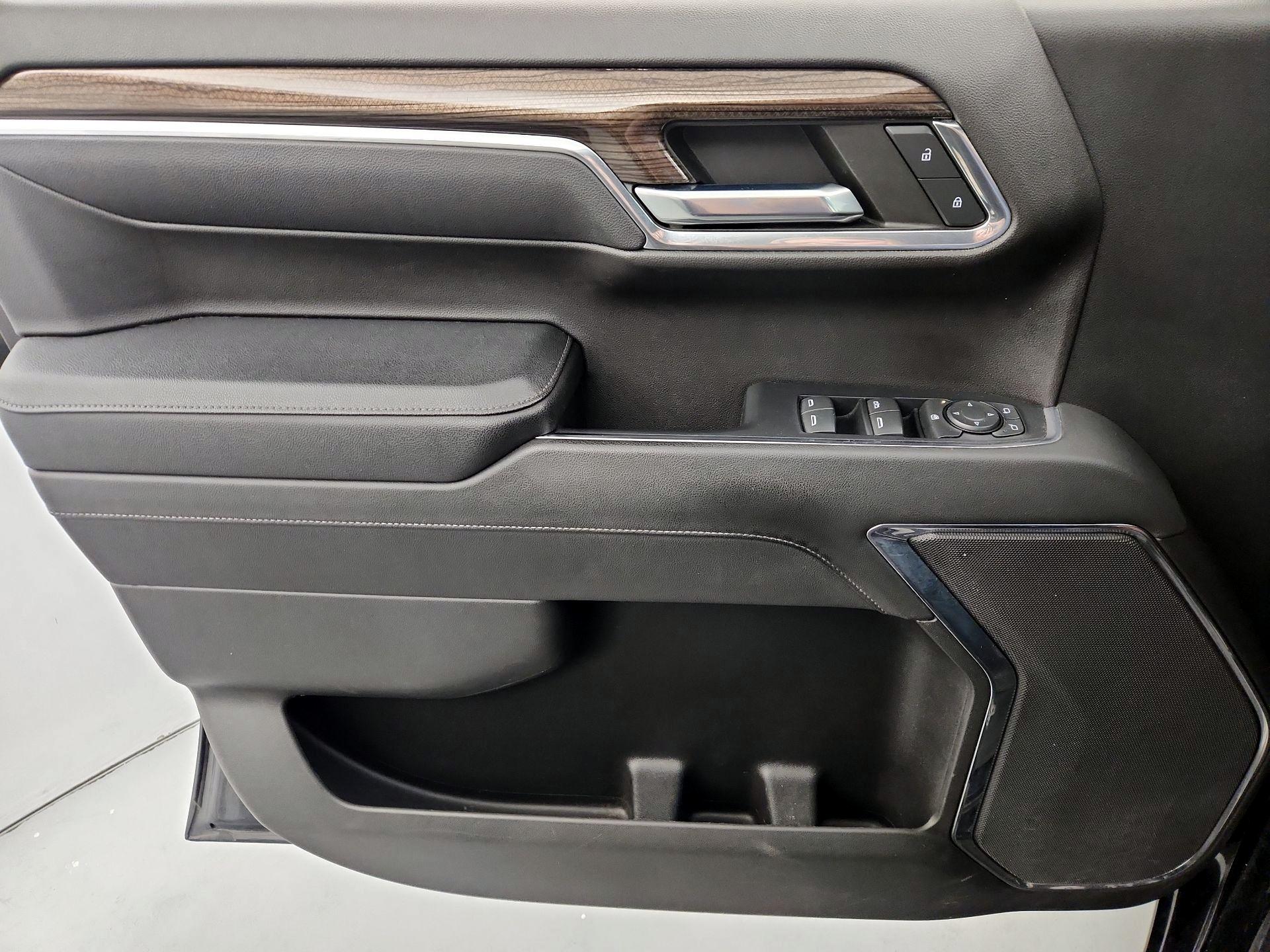 Thumbnail: 2023 Chevrolet Silverado 1500 - 12