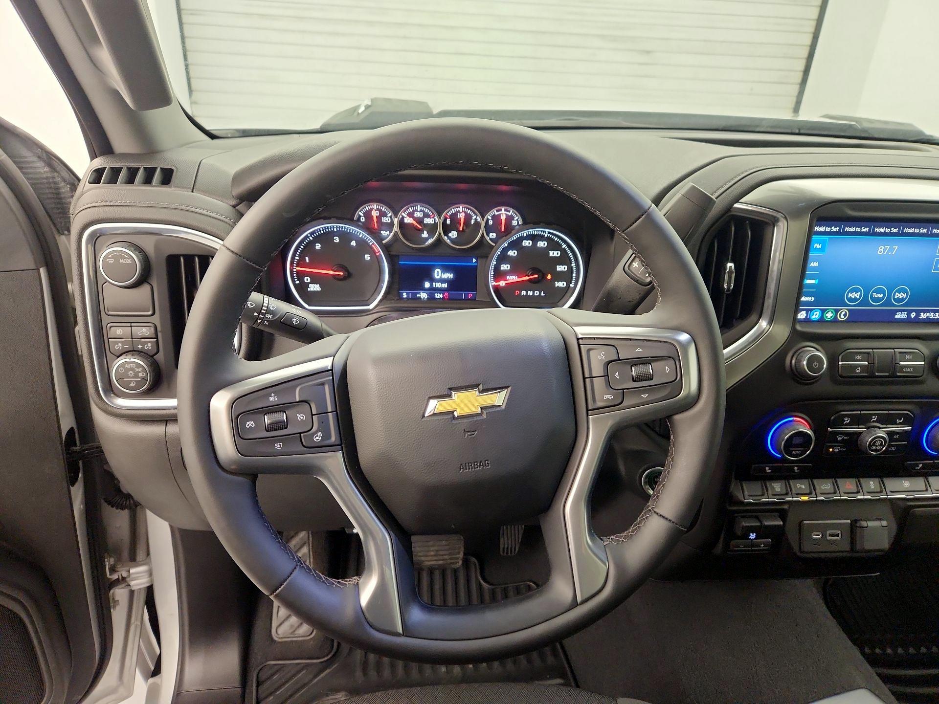 Thumbnail: 2023 Chevrolet Silverado 2500 - 10