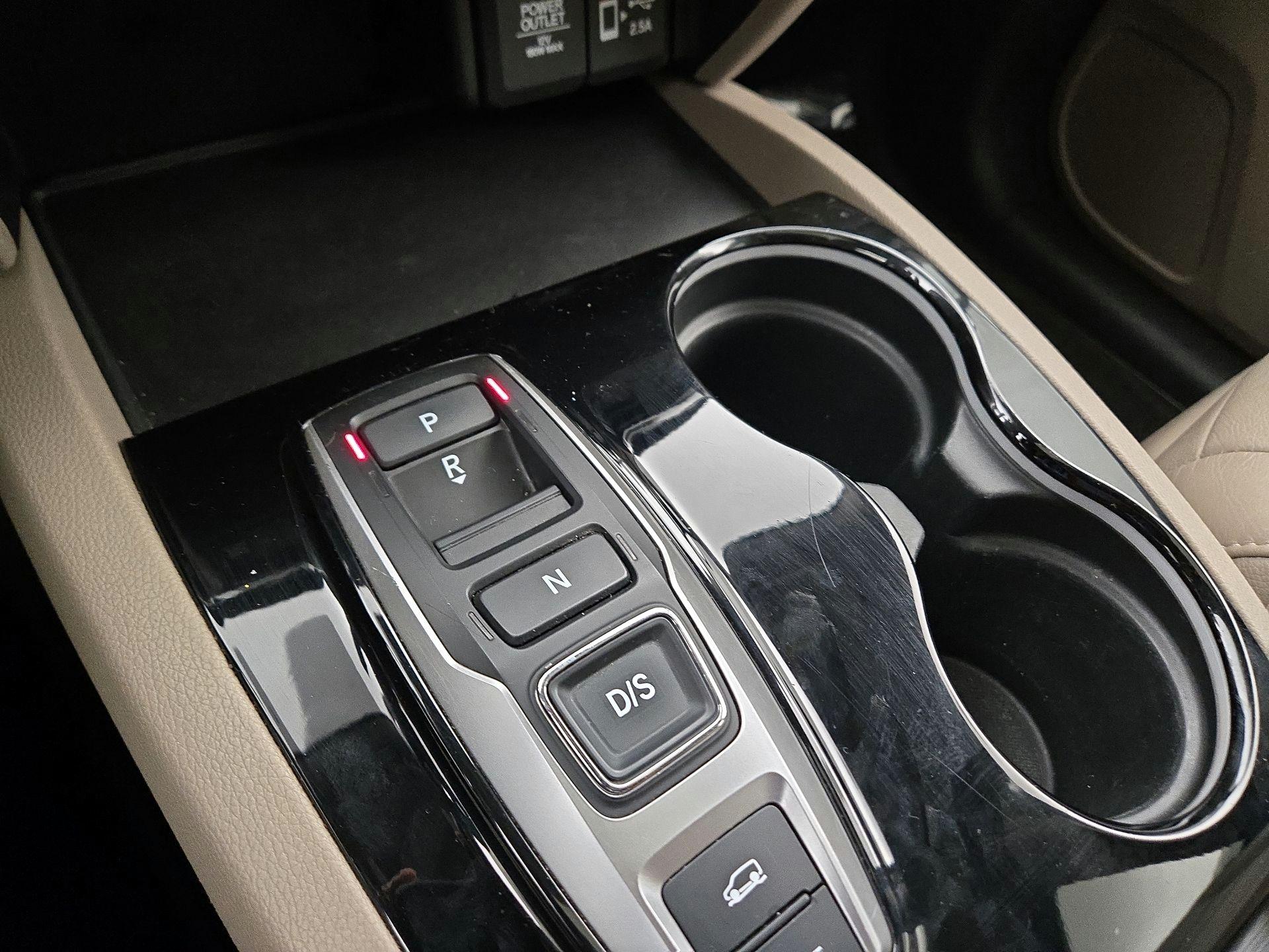 Thumbnail: 2022 Honda Pilot - 17