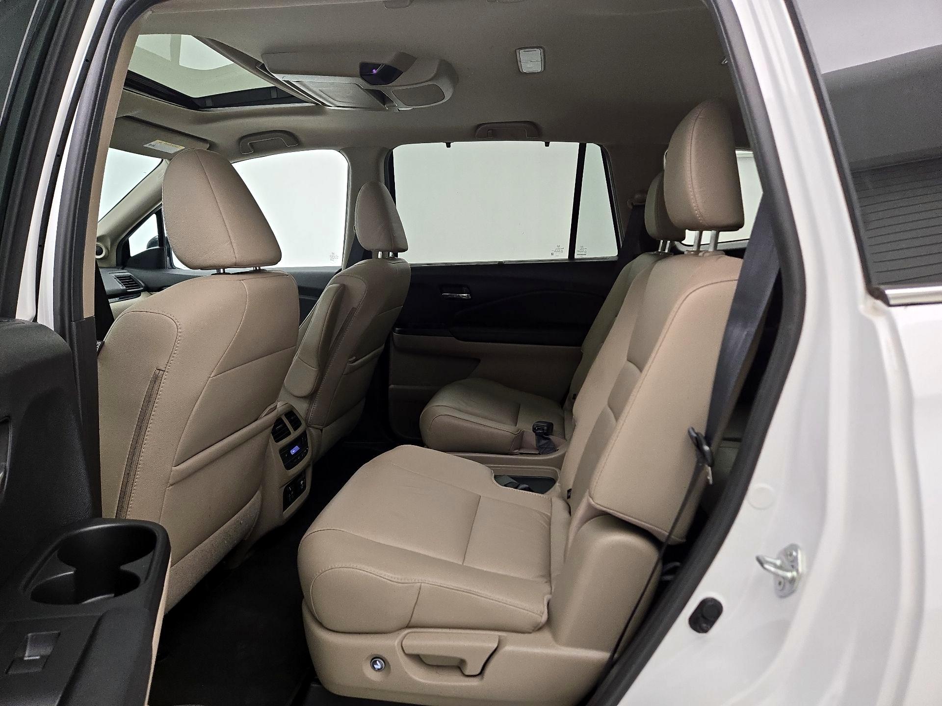 Thumbnail: 2022 Honda Pilot - 20