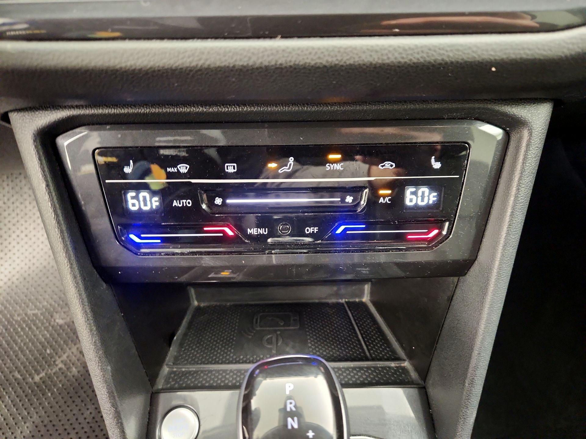 Thumbnail: 2024 Volkswagen Tiguan - 16