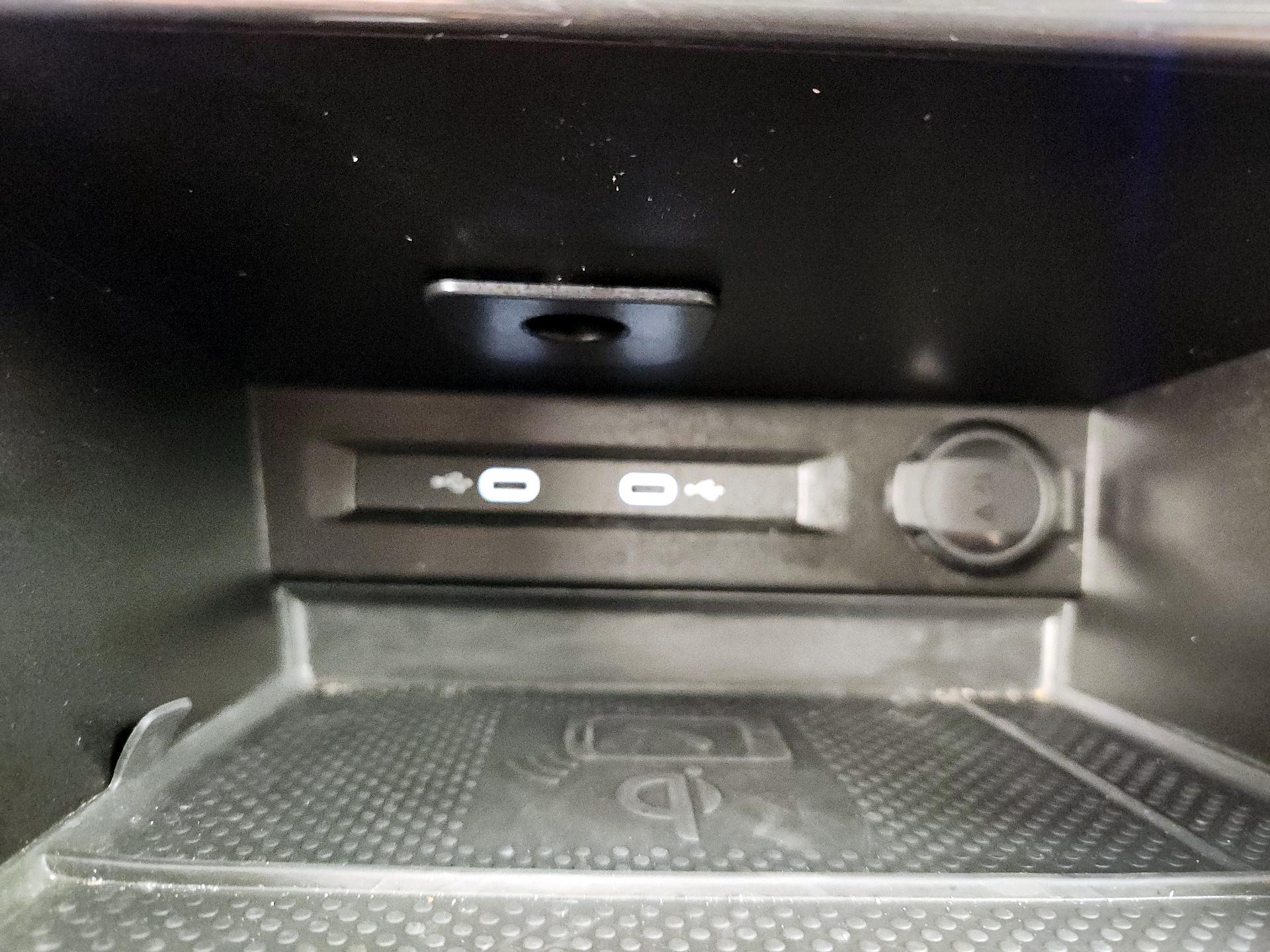 Thumbnail: 2024 Volkswagen Tiguan - 18