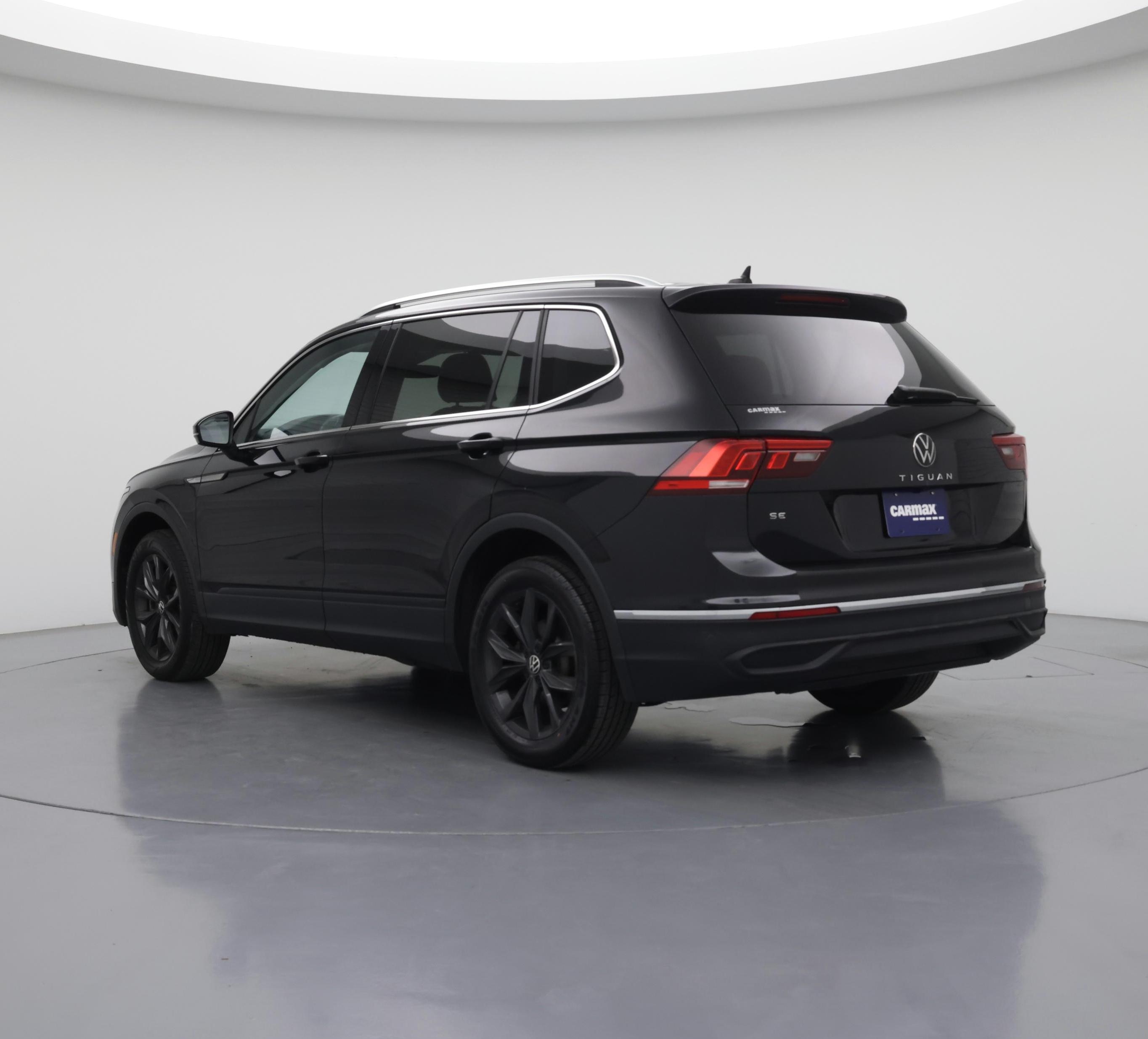 Thumbnail: 2024 Volkswagen Tiguan - 2