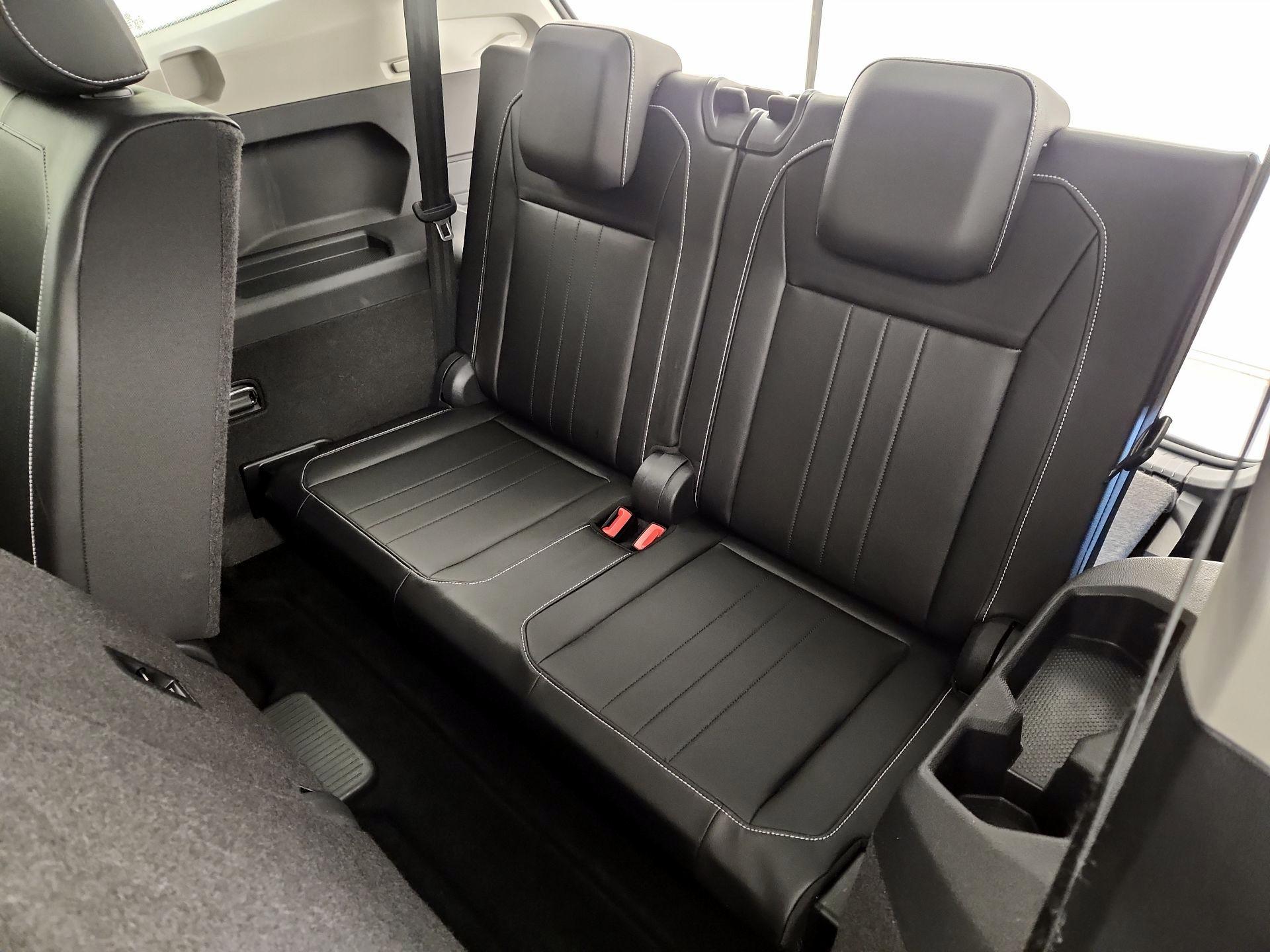 Thumbnail: 2024 Volkswagen Tiguan - 20