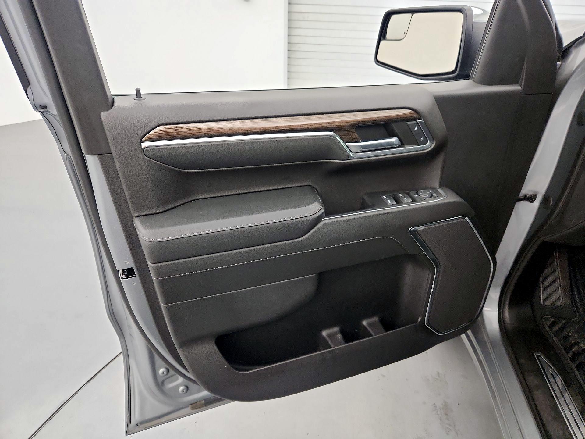 Thumbnail: 2023 Chevrolet Silverado 1500 - 12