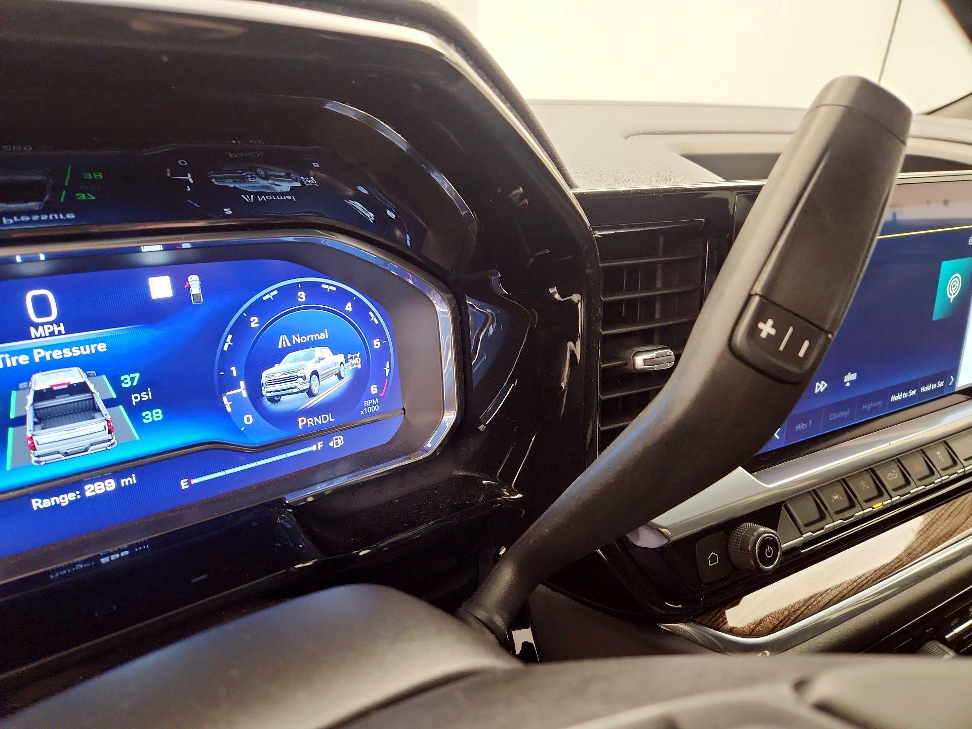 Thumbnail: 2023 Chevrolet Silverado 1500 - 17