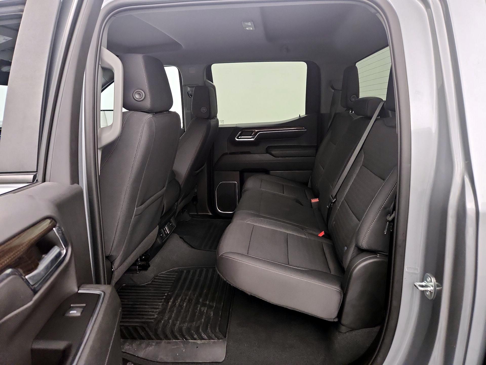 Thumbnail: 2023 Chevrolet Silverado 1500 - 19