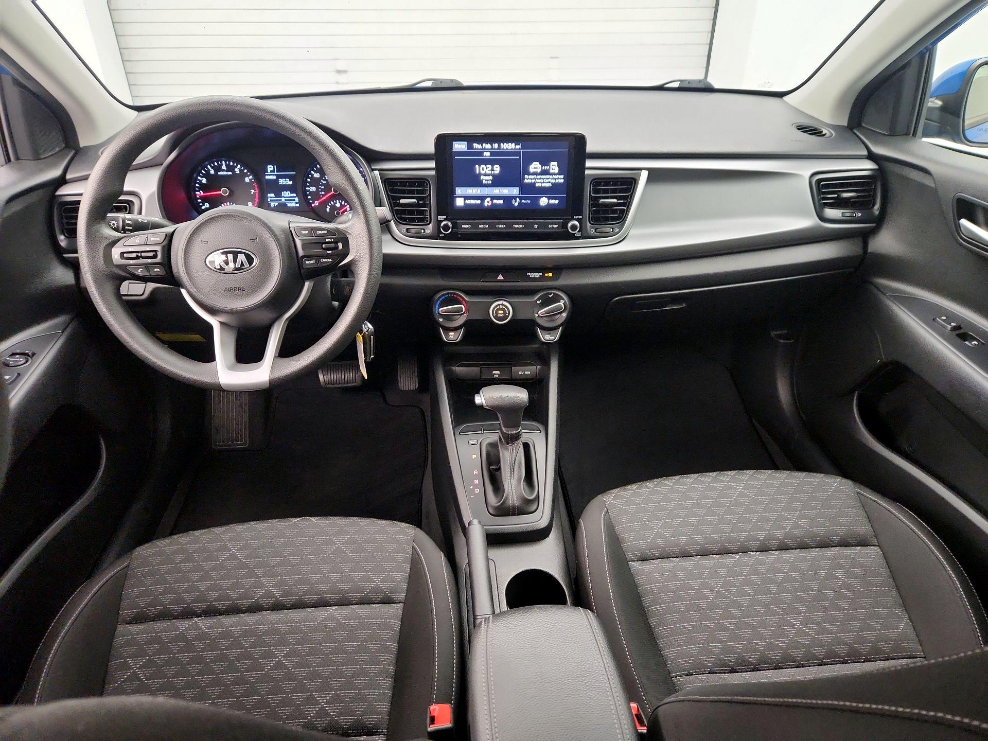 Thumbnail: 2021 Kia Rio - 9