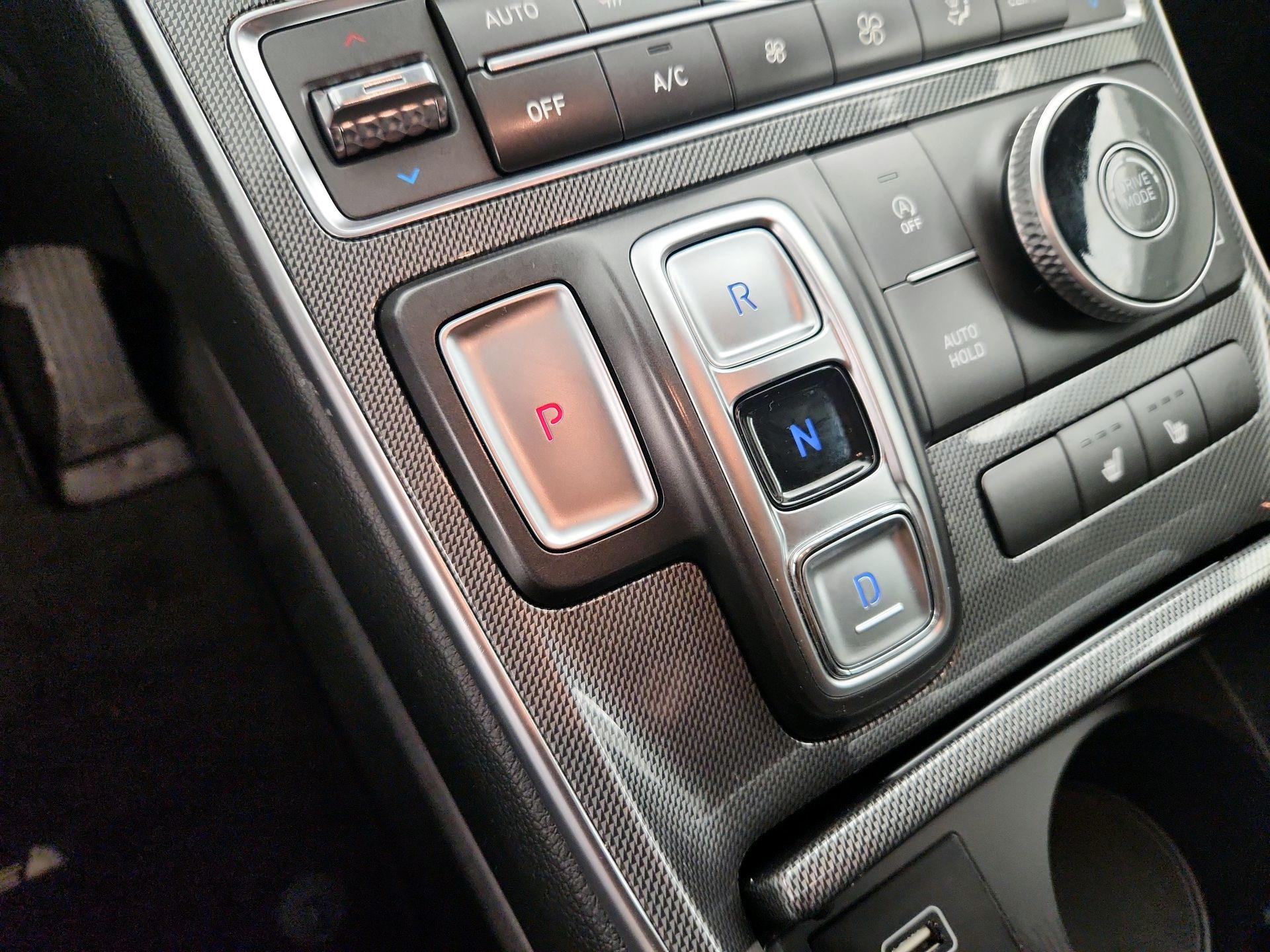 Thumbnail: 2023 Hyundai Santa Fe - 18