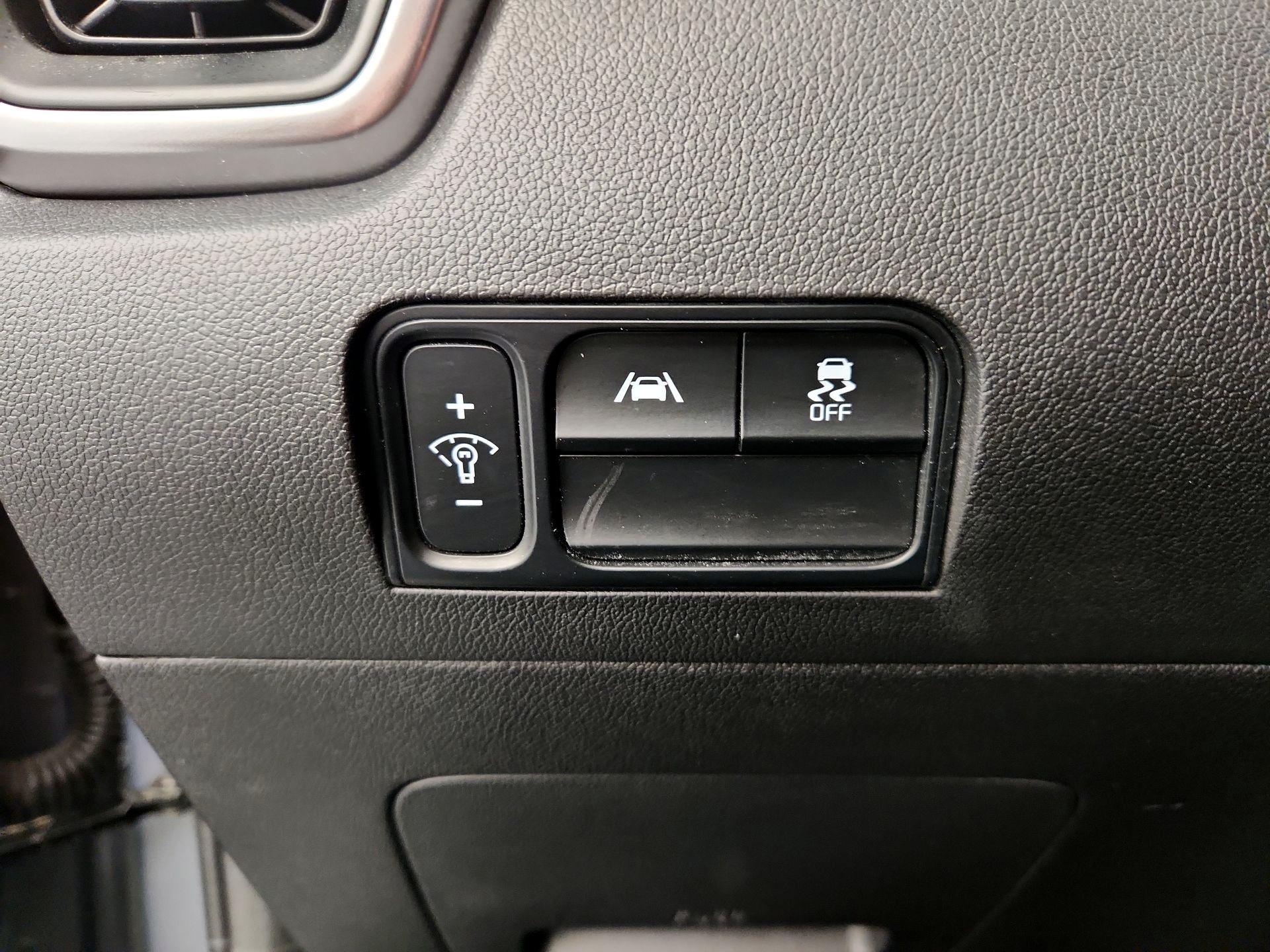 Thumbnail: 2022 Kia Sorento - 13