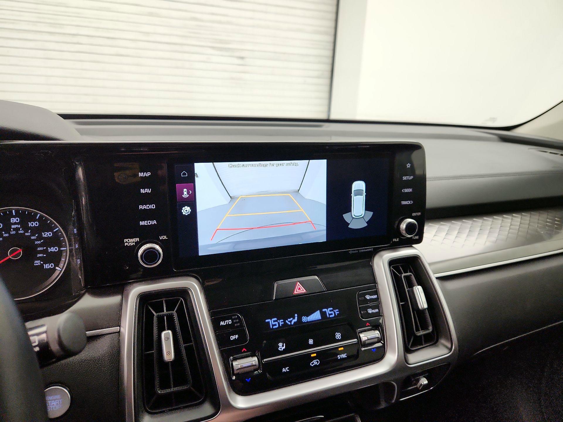 Thumbnail: 2022 Kia Sorento - 14